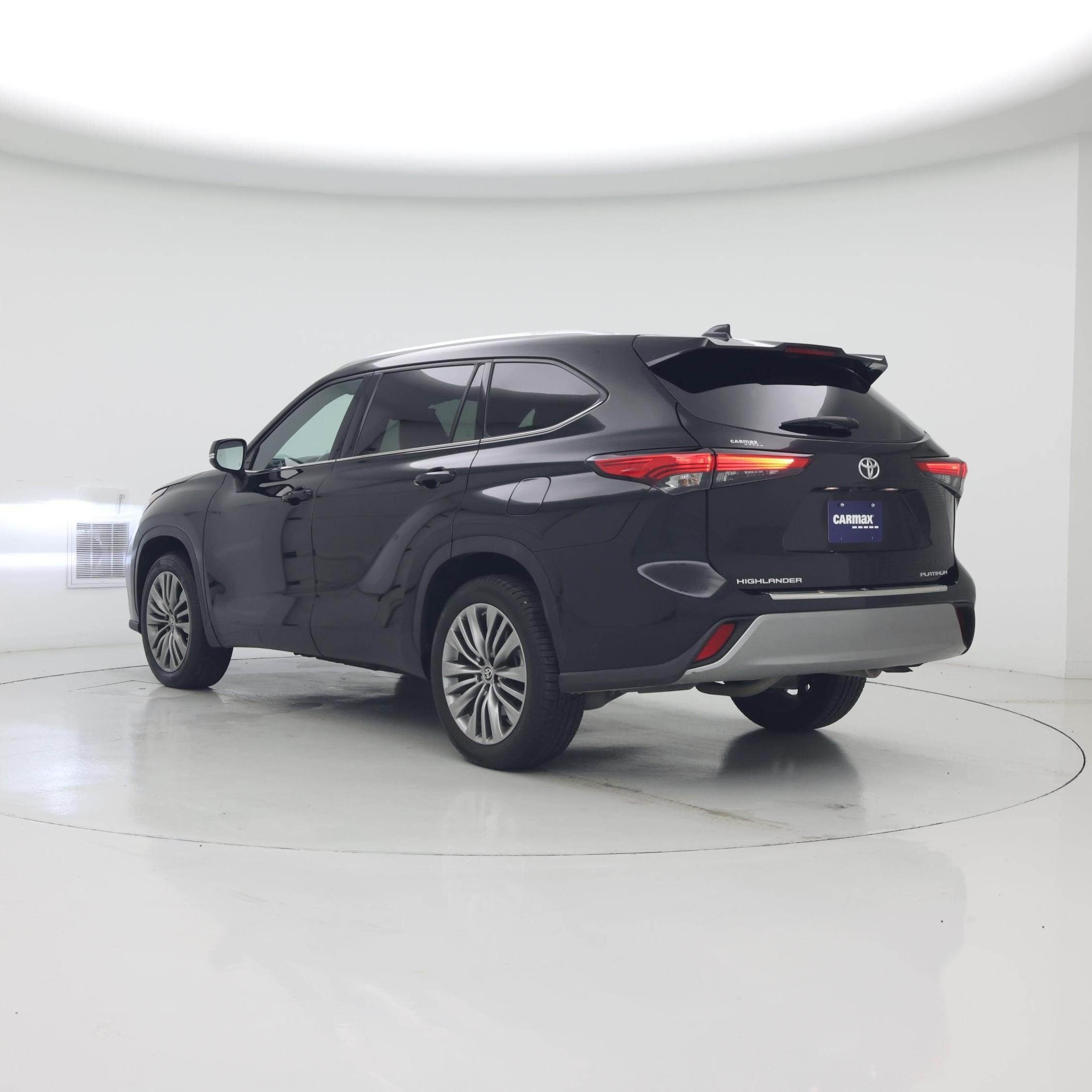 Thumbnail: 2021 Toyota Highlander - 2