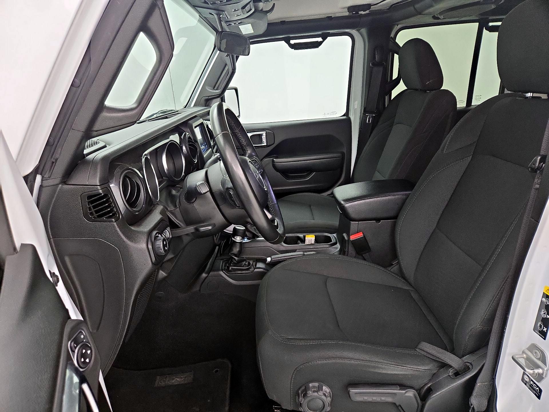 Thumbnail: 2022 Jeep Gladiator - 11