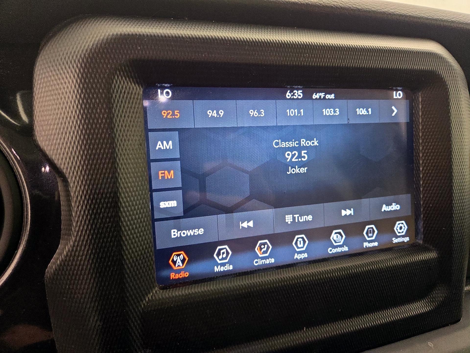 Thumbnail: 2022 Jeep Gladiator - 15