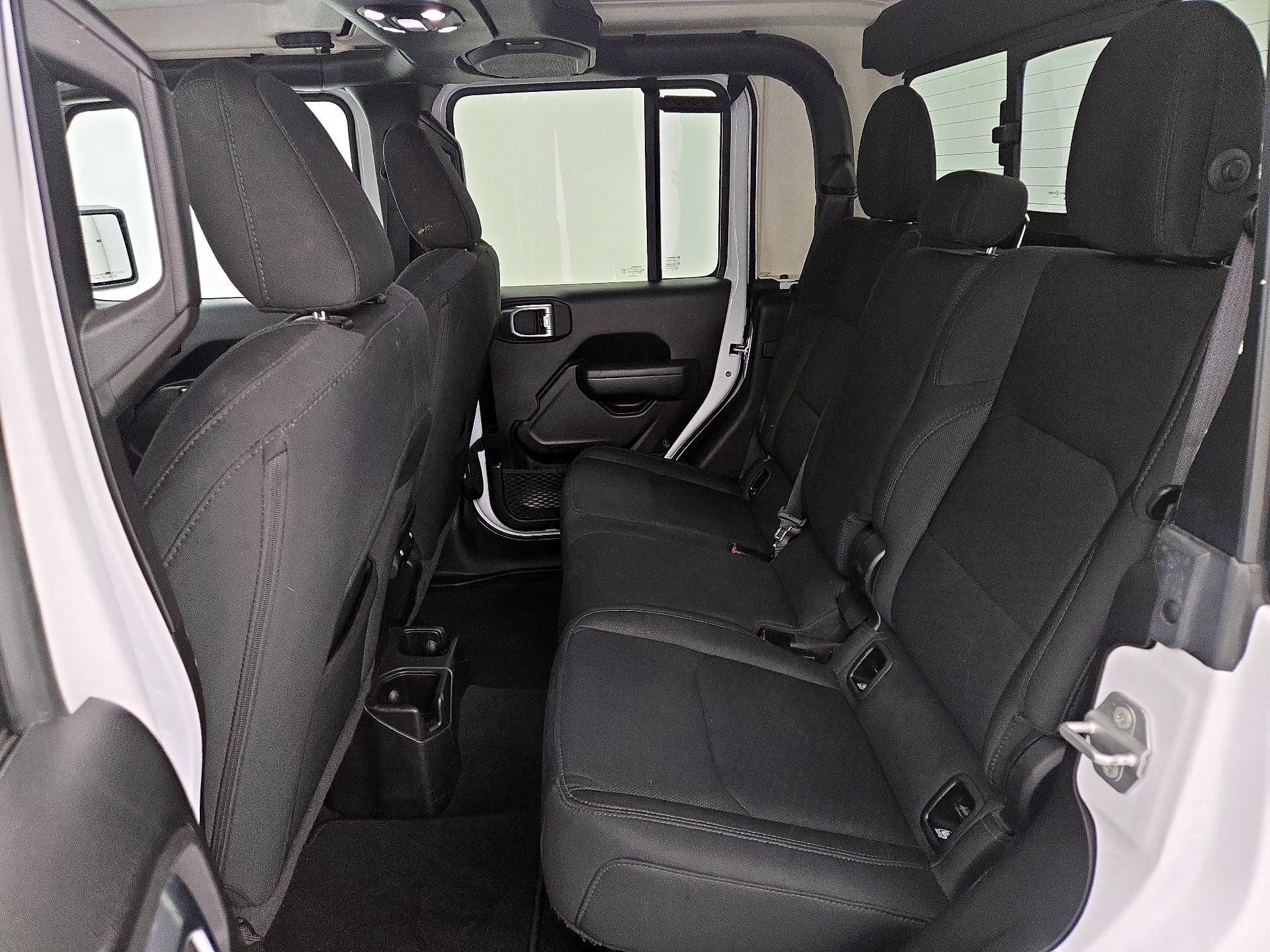 Thumbnail: 2022 Jeep Gladiator - 19