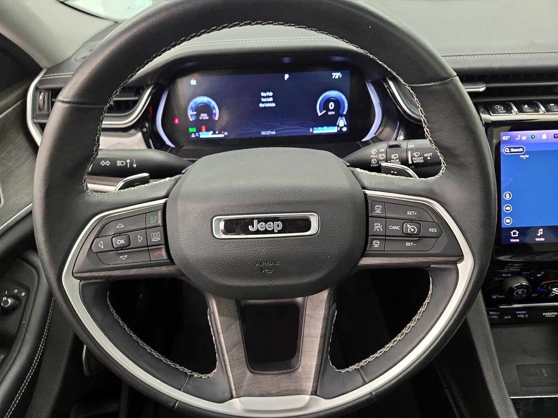 Thumbnail: 2022 Jeep Grand Cherokee - 10