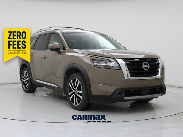Brown (Tan) 2024 Nissan Pathfinder SUV / Crossover Front-Wheel Drive Automatic