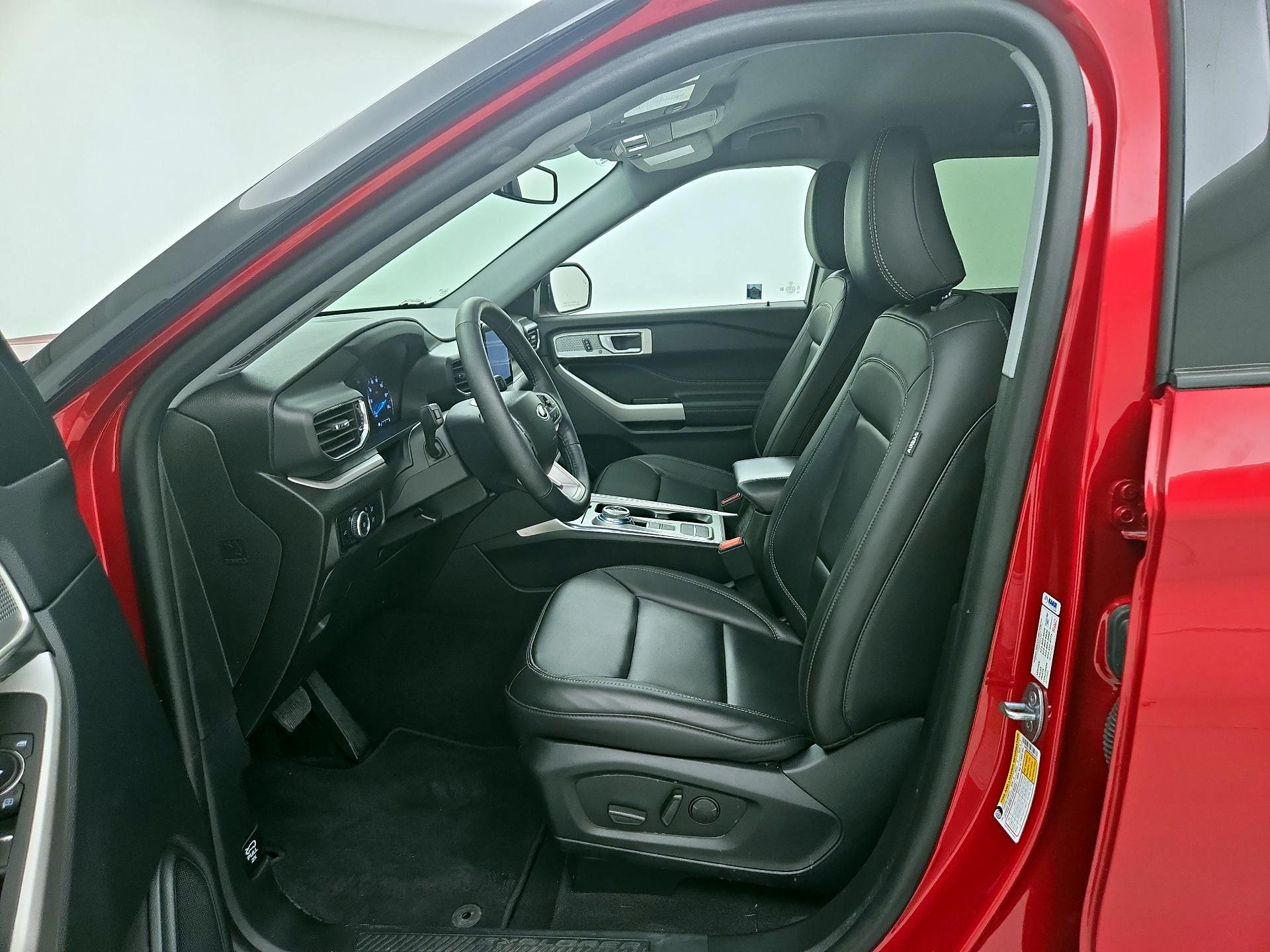 Thumbnail: 2023 Ford Explorer - 11