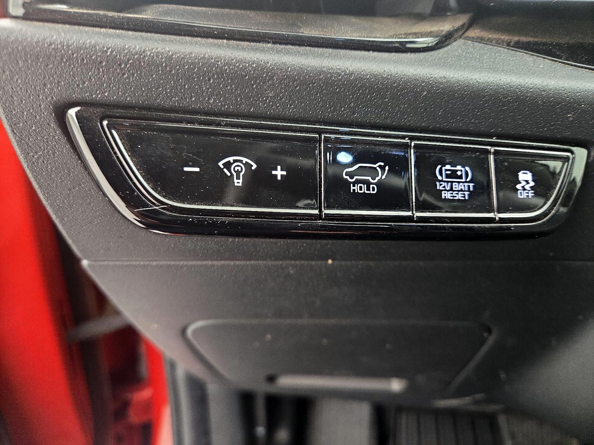 Thumbnail: 2023 Kia Niro - 13