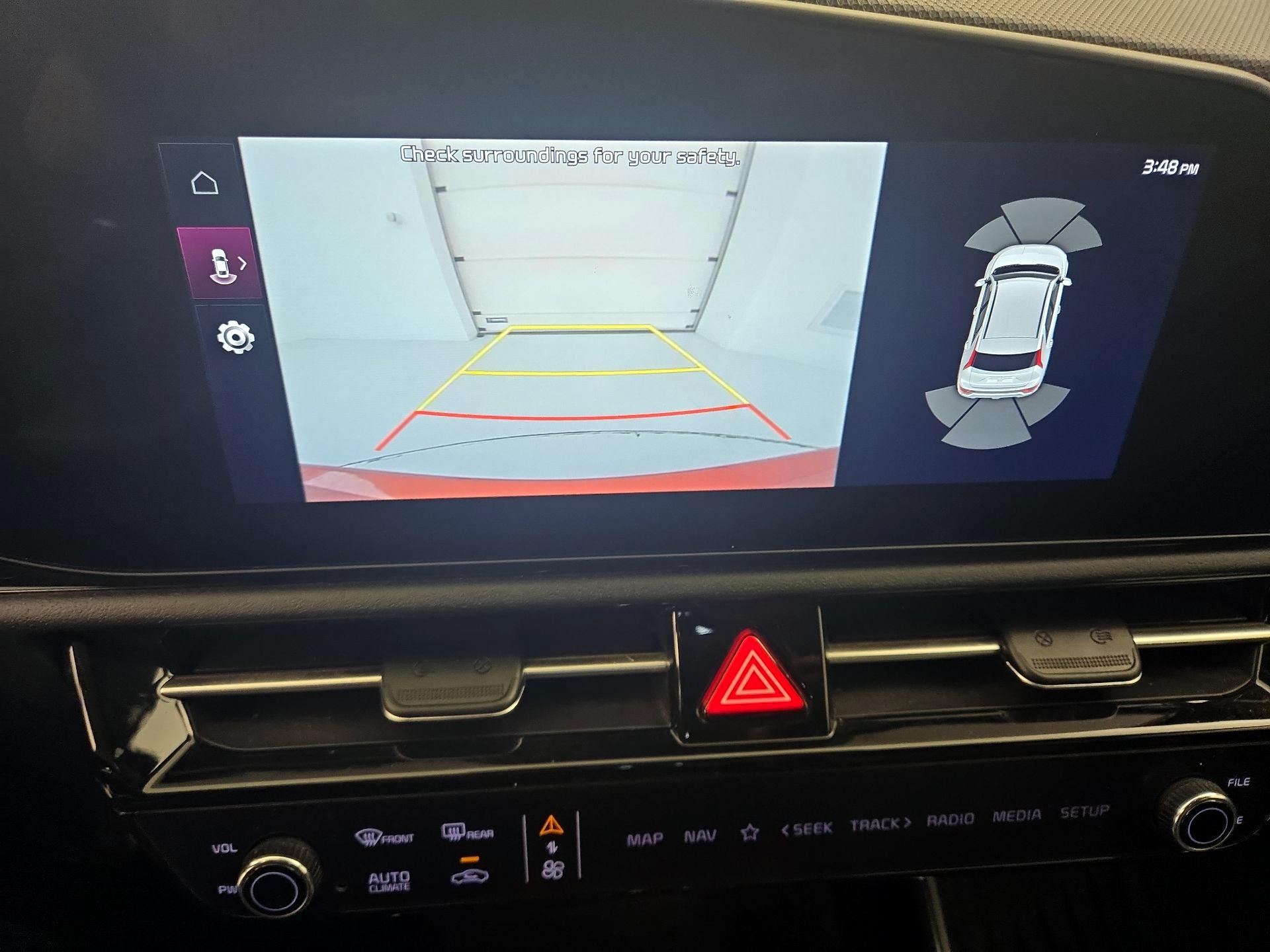 Thumbnail: 2023 Kia Niro - 15