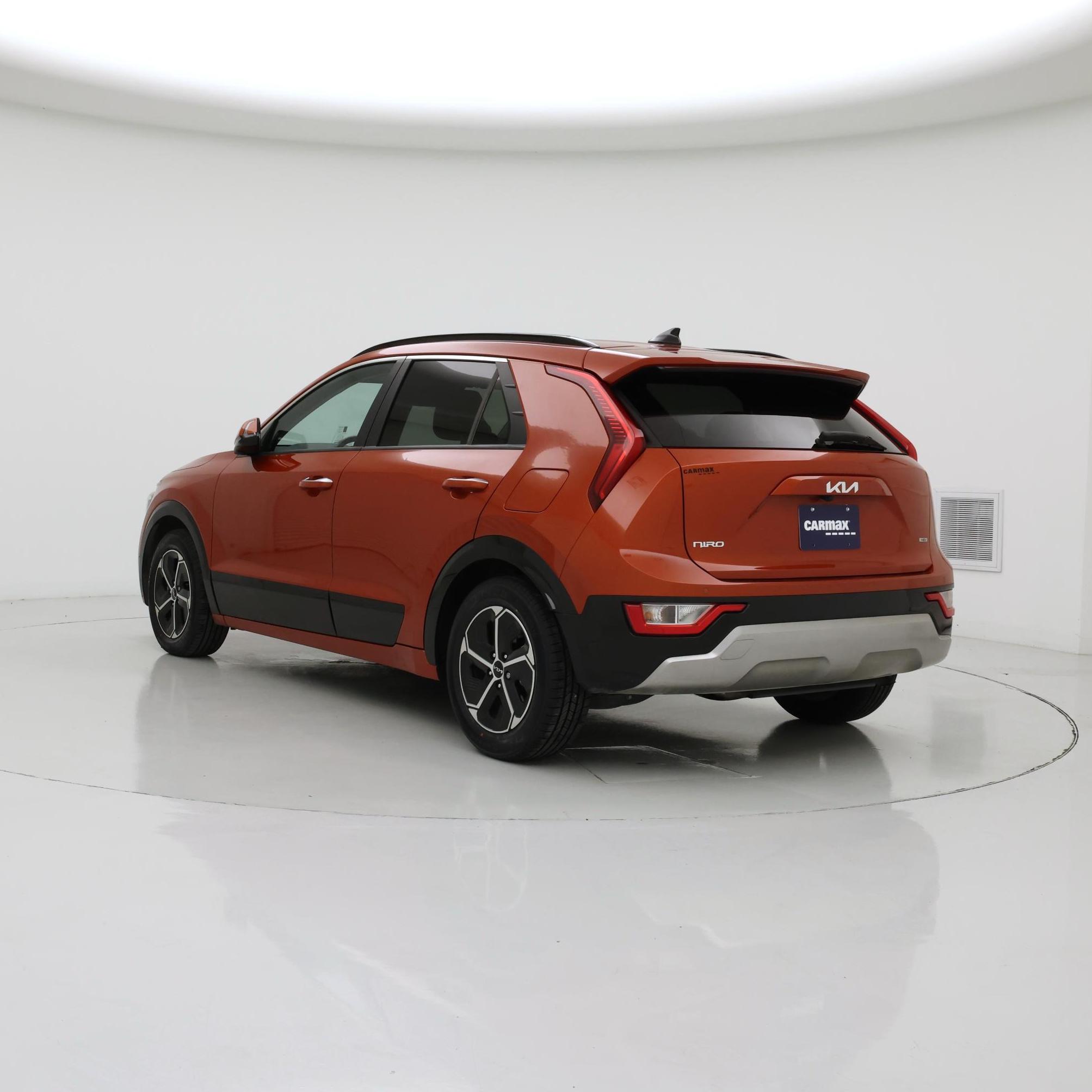 Thumbnail: 2023 Kia Niro - 2