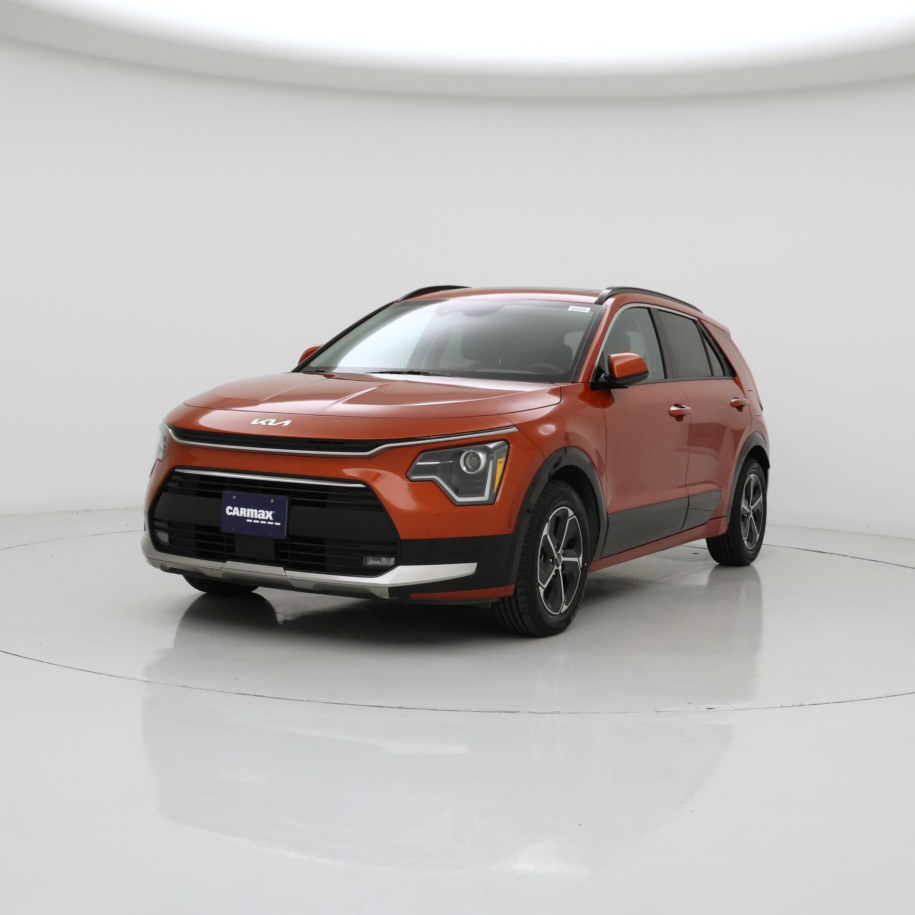 Thumbnail: 2023 Kia Niro - 4