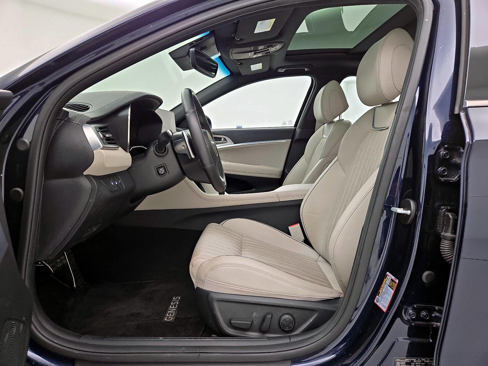 Thumbnail: 2023 Genesis G70 - 11