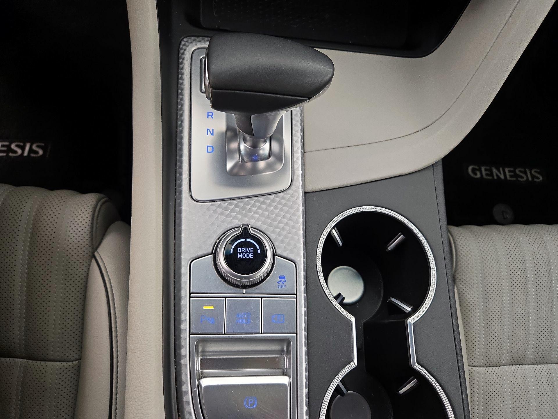 Thumbnail: 2023 Genesis G70 - 18