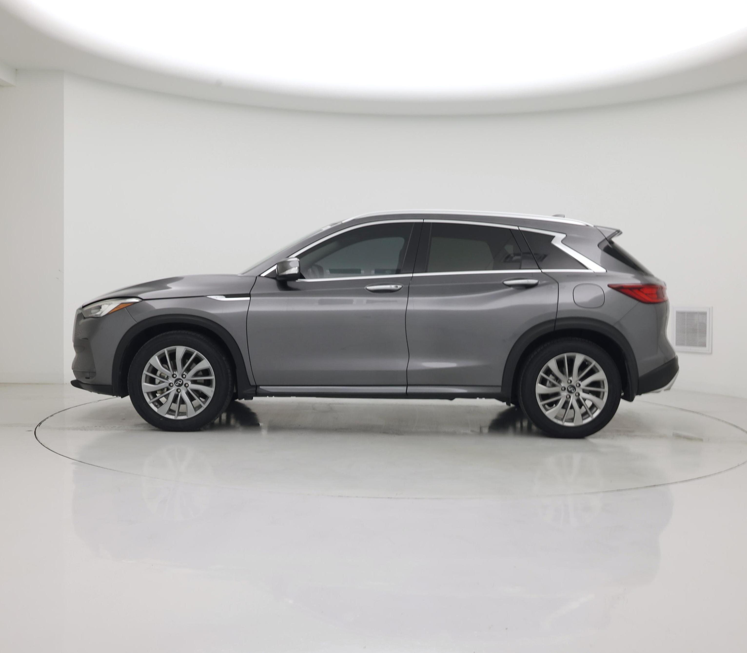 Thumbnail: 2023 INFINITI QX50 - 3