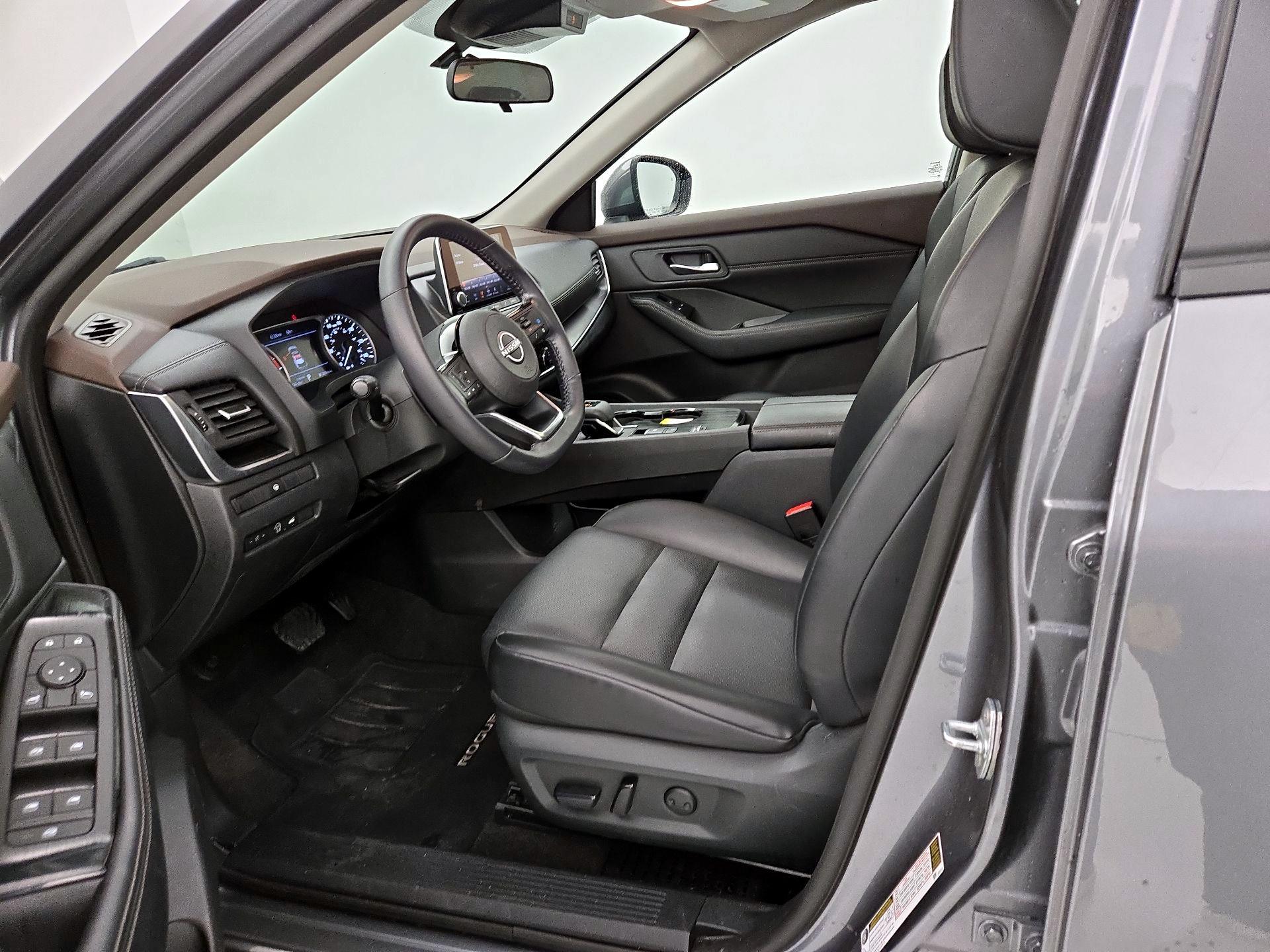 Thumbnail: 2023 Nissan Rogue - 11