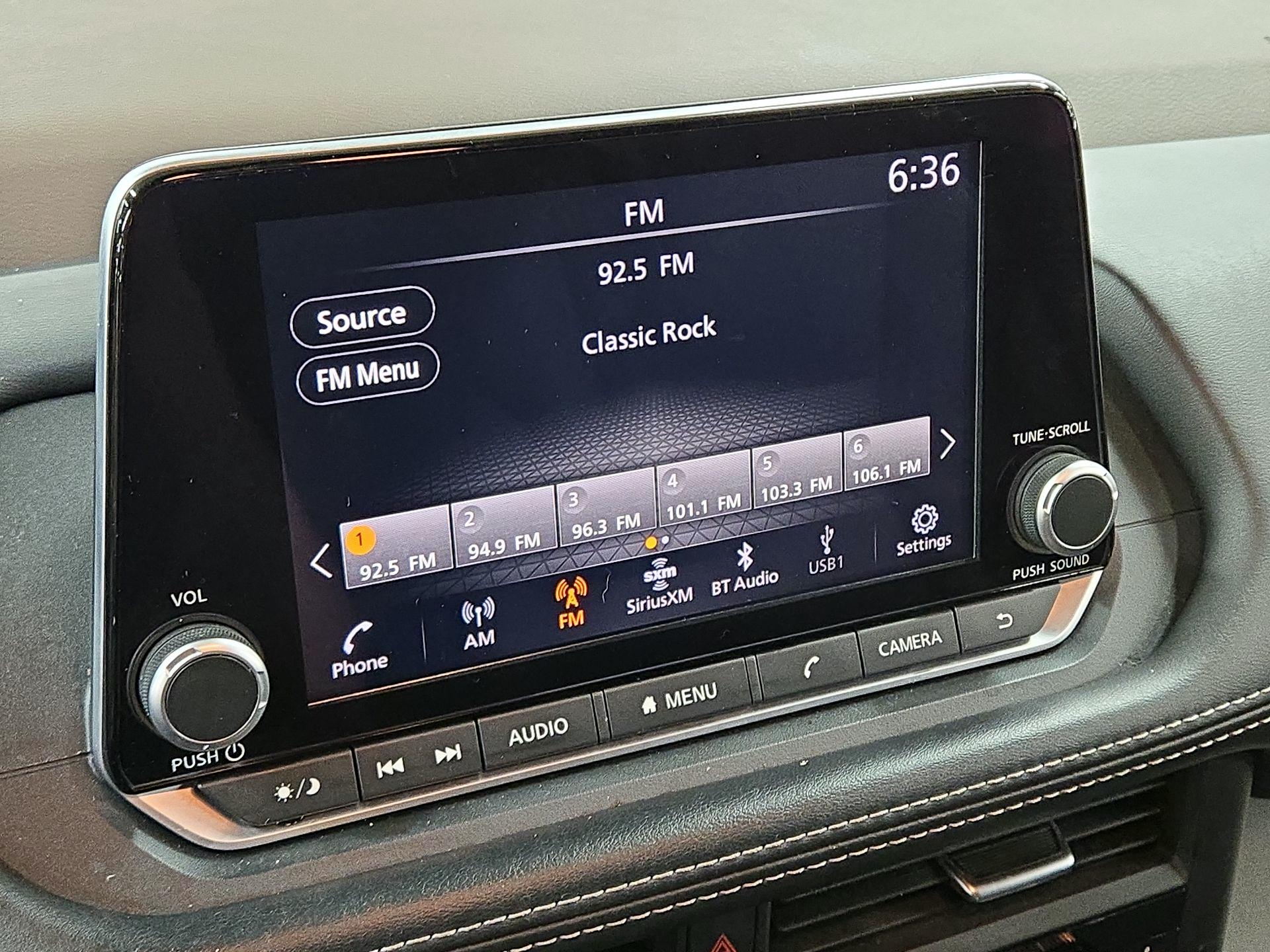 Thumbnail: 2023 Nissan Rogue - 15