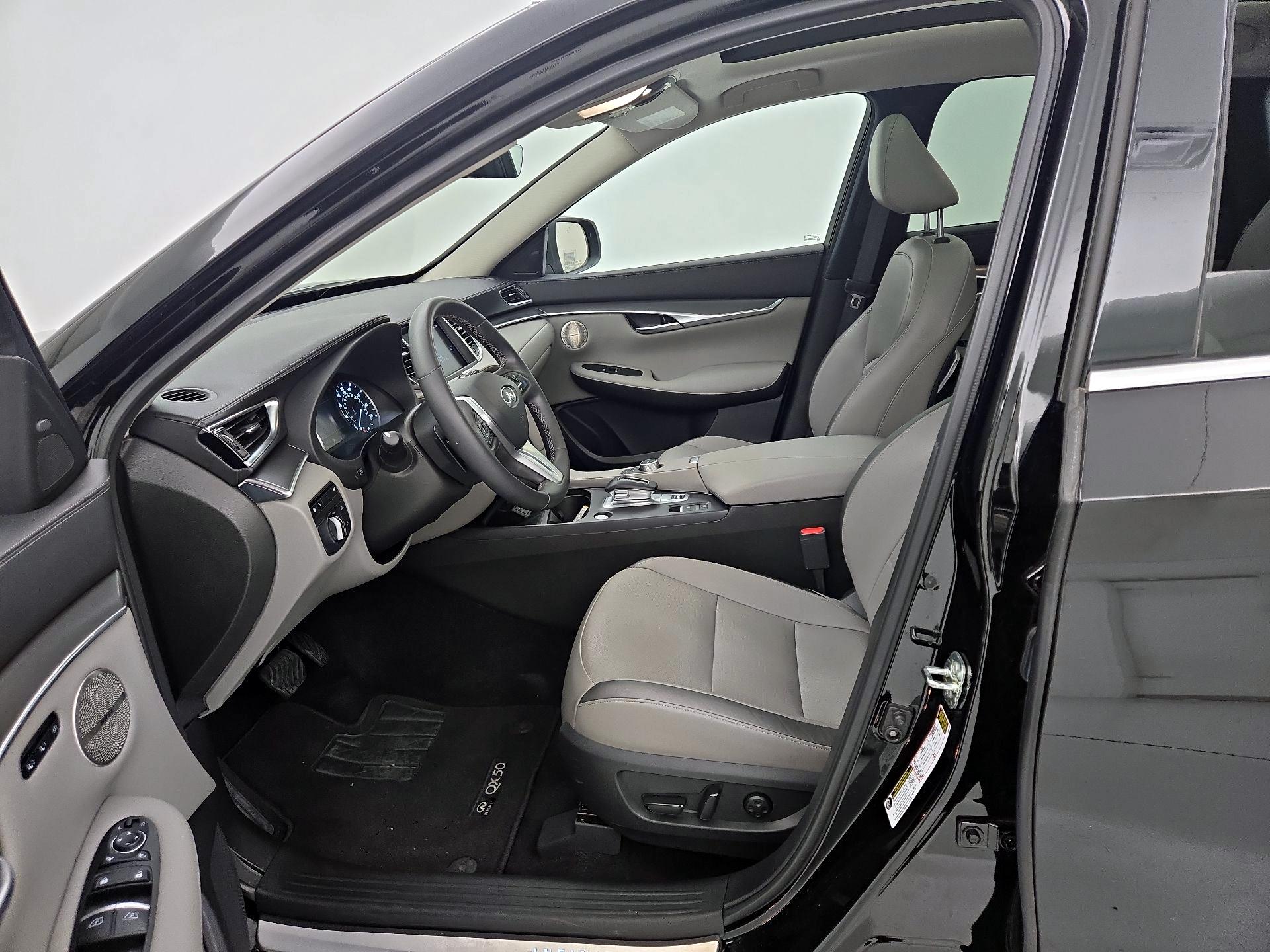 Thumbnail: 2024 INFINITI QX50 - 11