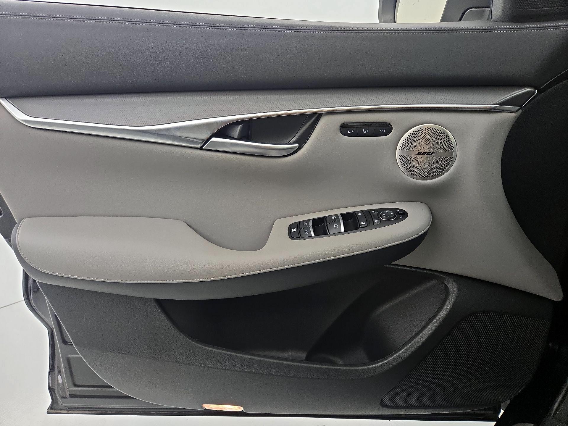 Thumbnail: 2024 INFINITI QX50 - 12