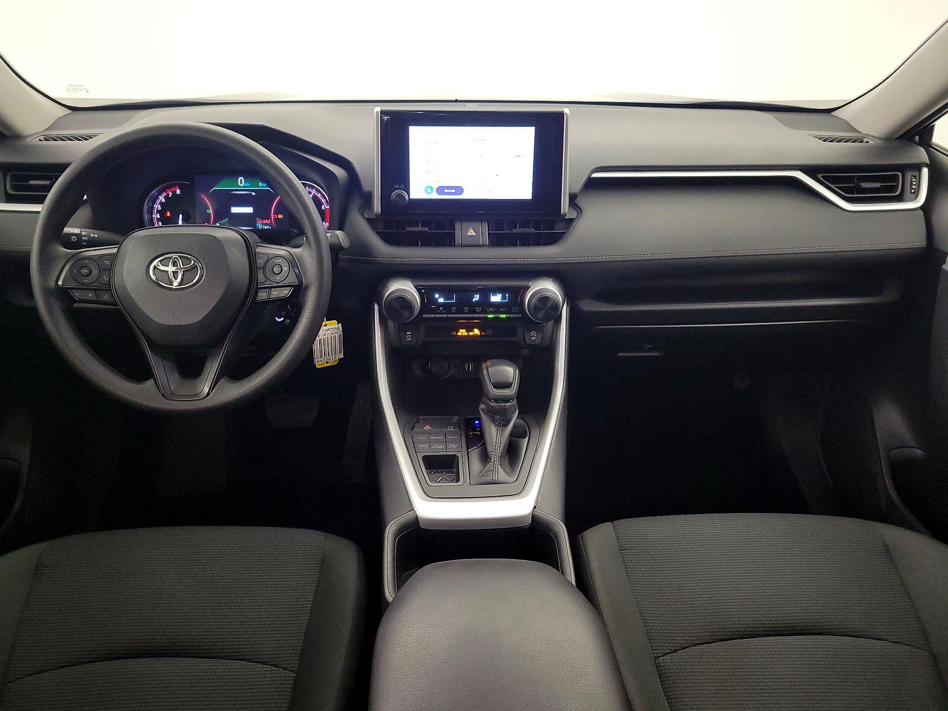 Thumbnail: 2024 Toyota RAV4 - 9