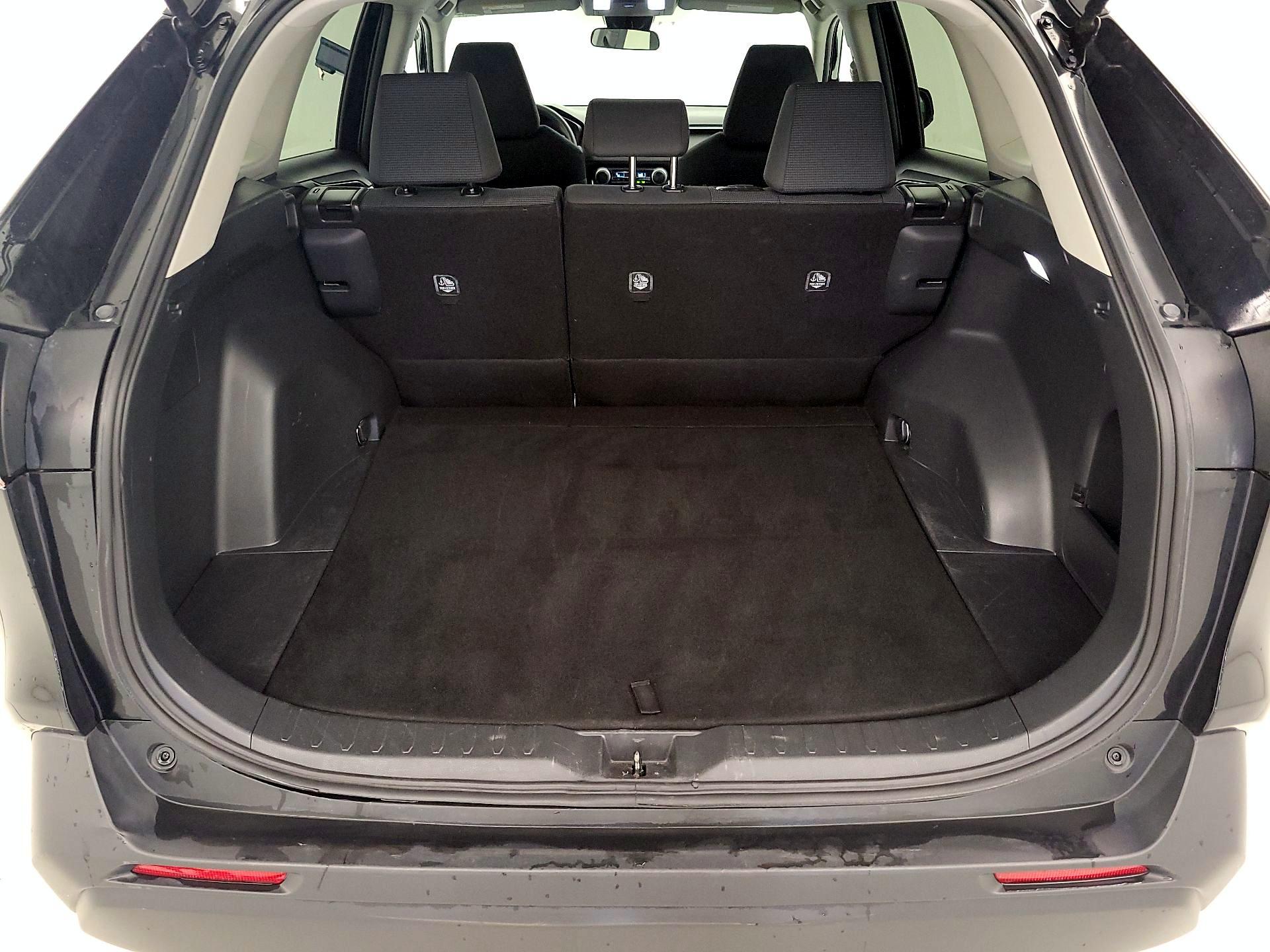 Thumbnail: 2024 Toyota RAV4 - 20