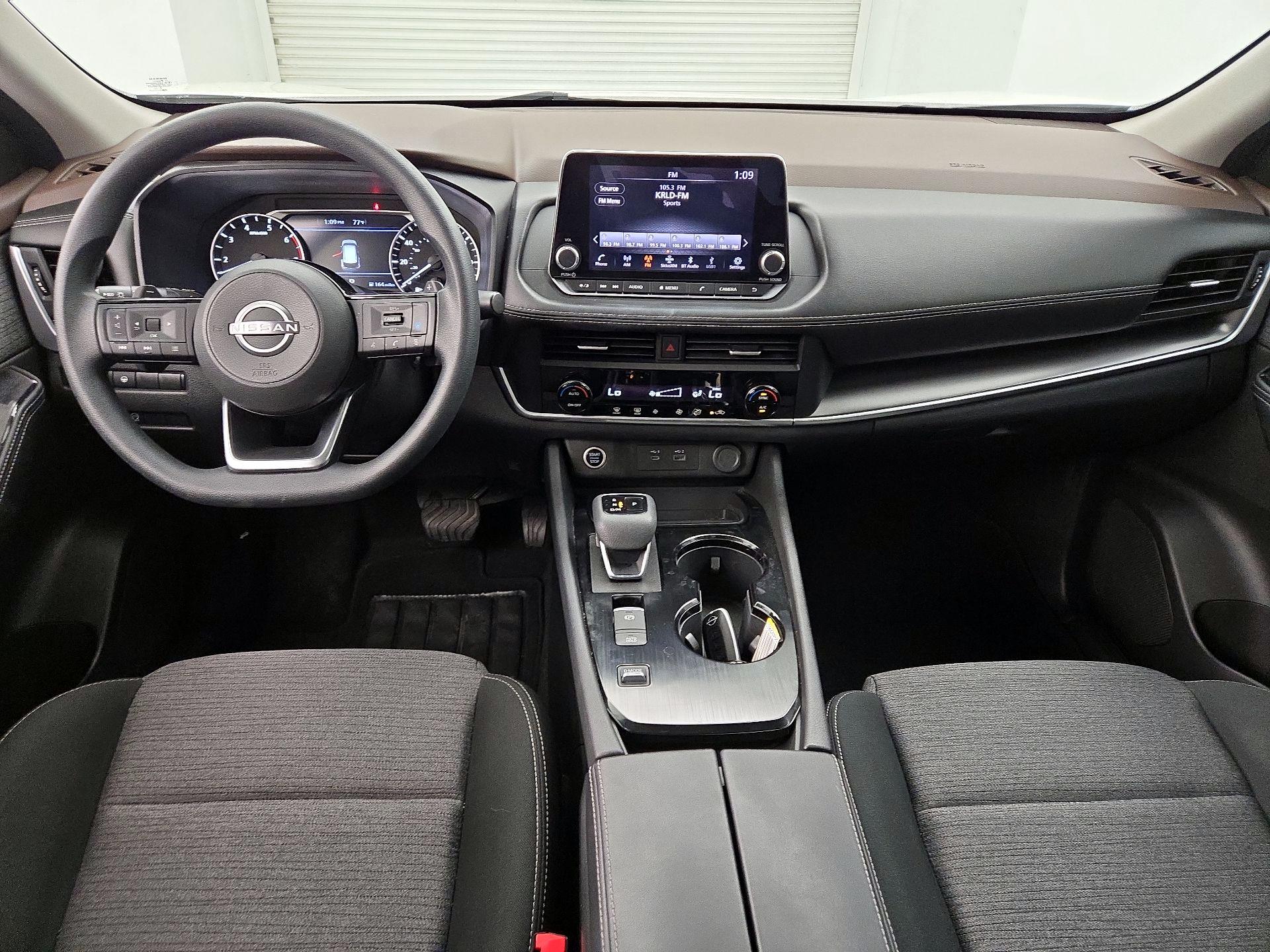 Thumbnail: 2023 Nissan Rogue - 9