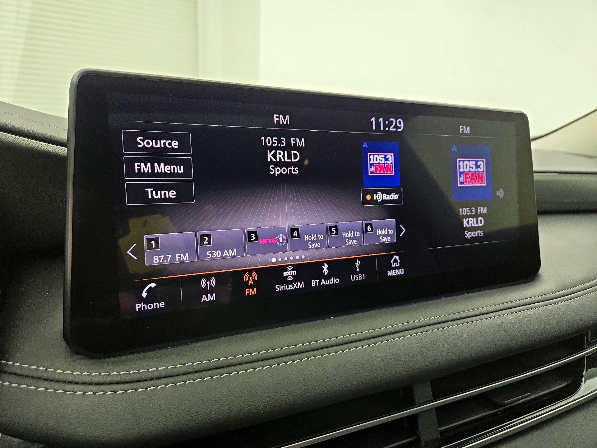 Thumbnail: 2023 INFINITI QX60 - 16