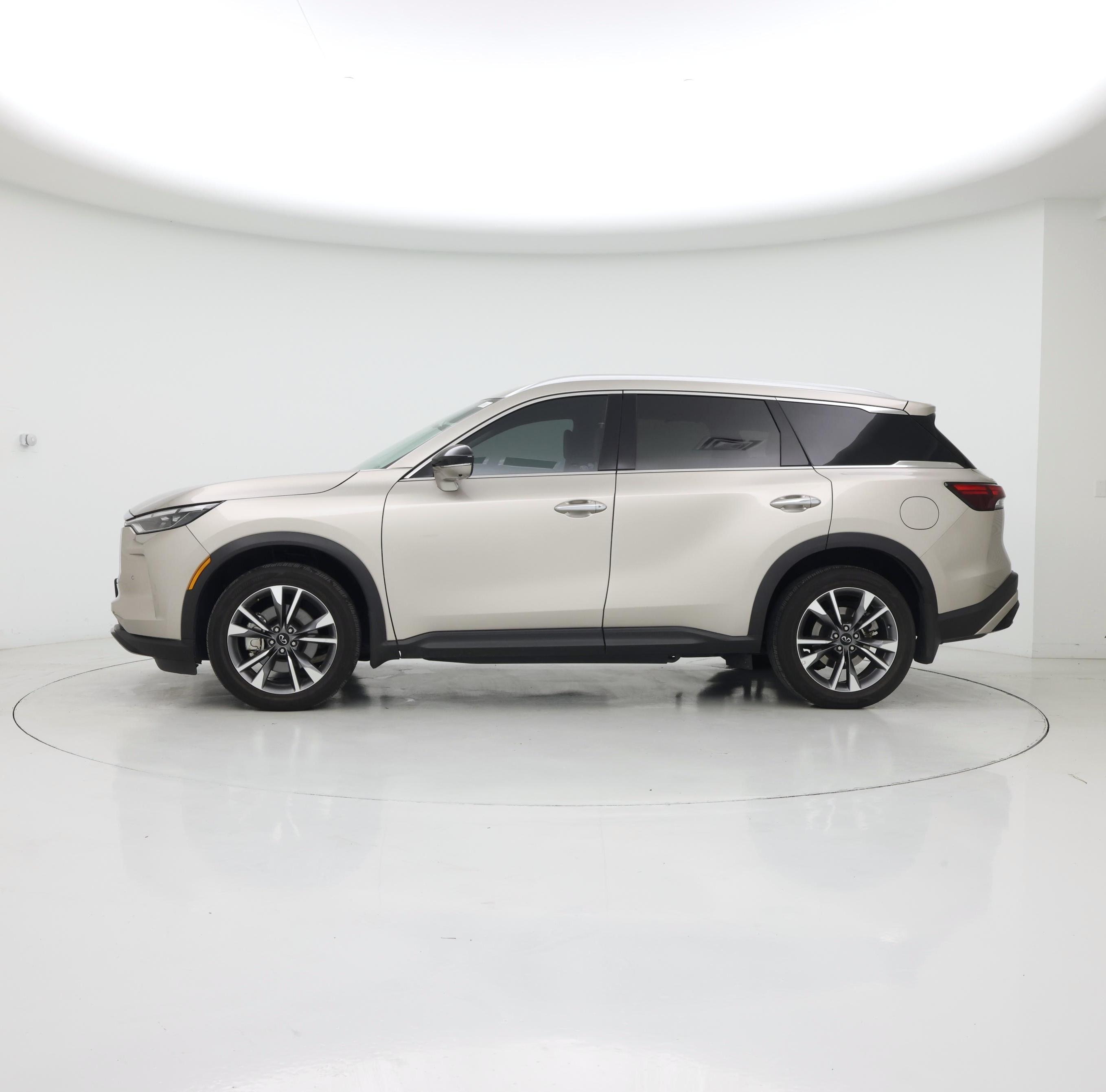 Thumbnail: 2023 INFINITI QX60 - 3