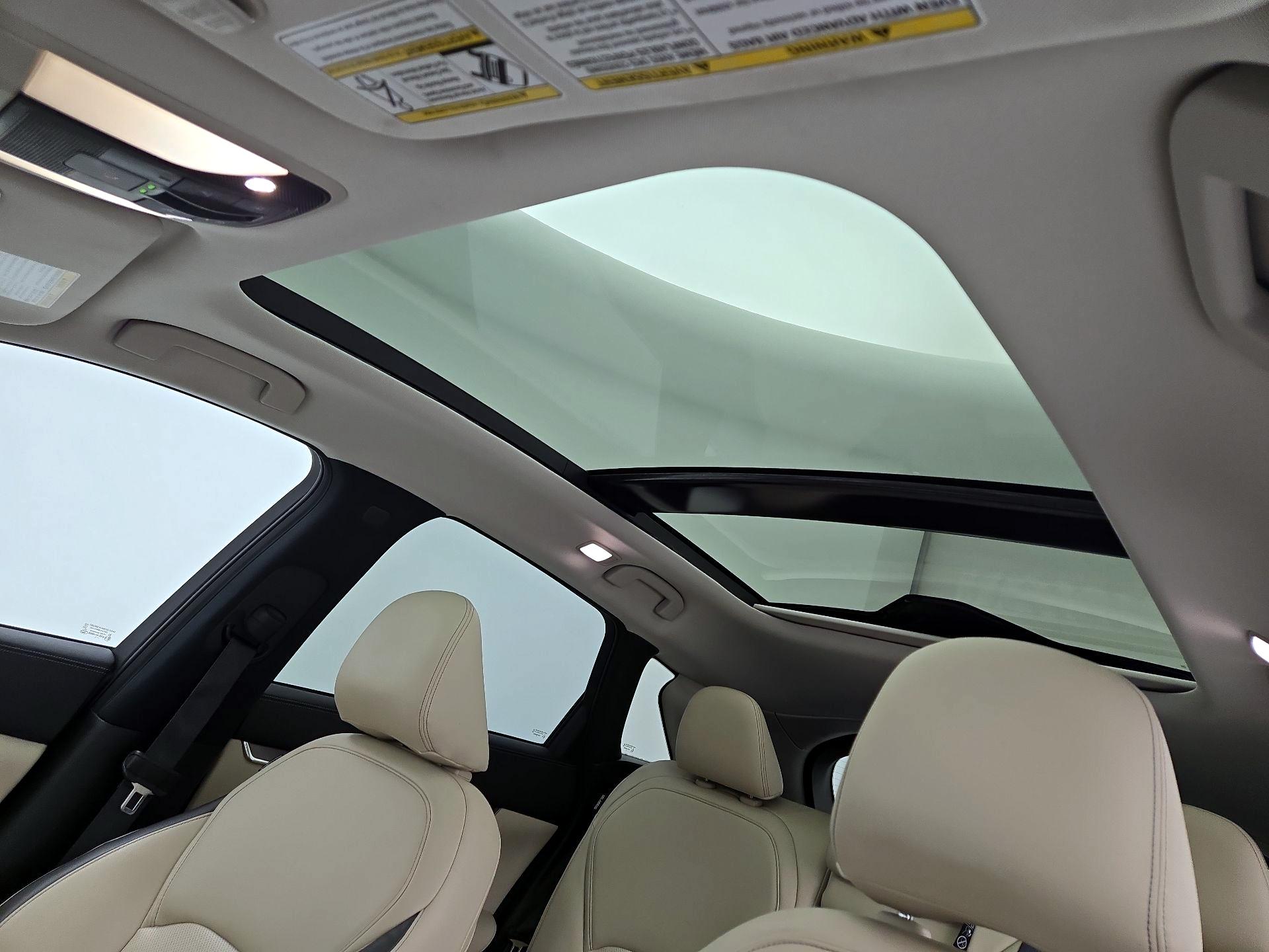 Thumbnail: 2022 INFINITI QX50 - 19
