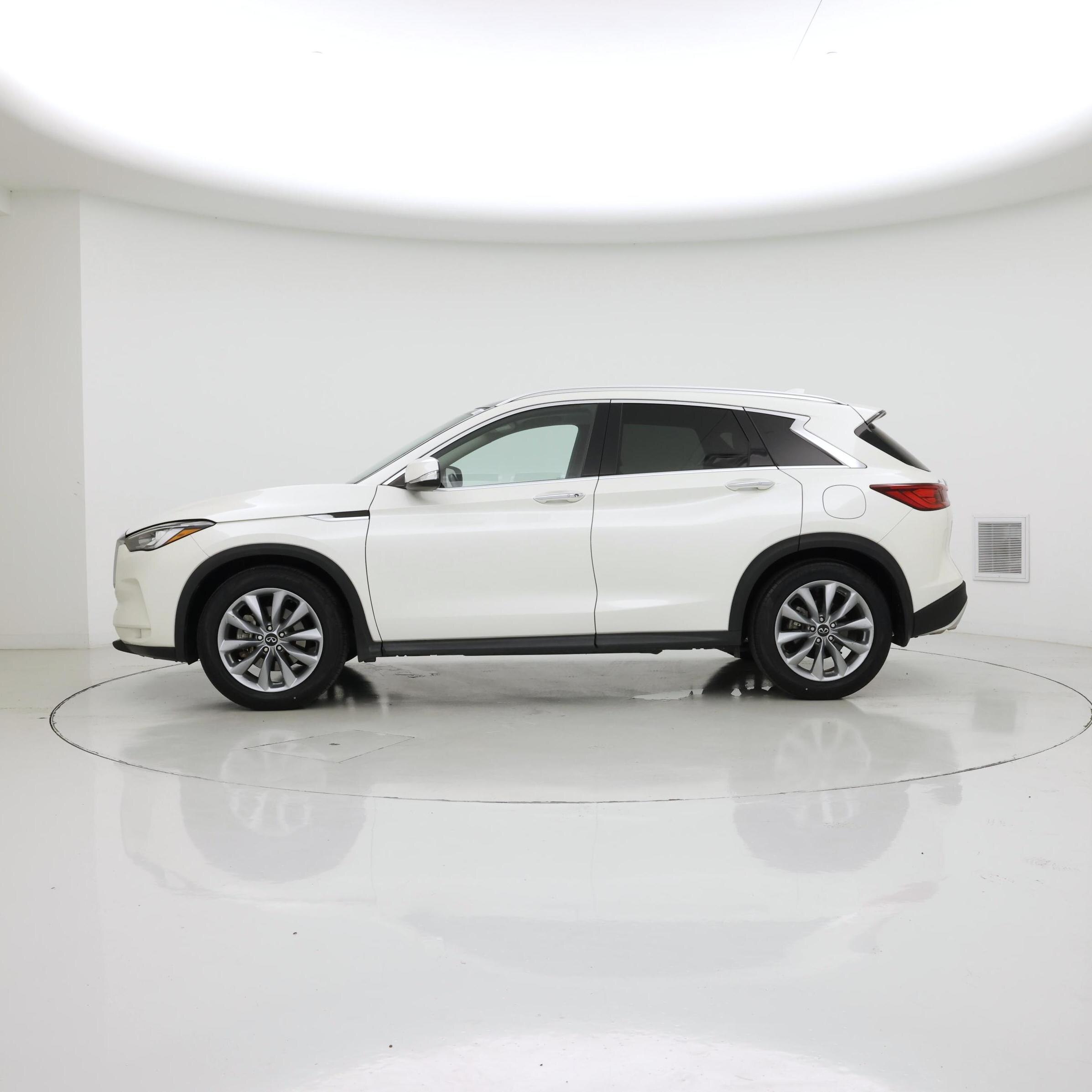 Thumbnail: 2022 INFINITI QX50 - 3