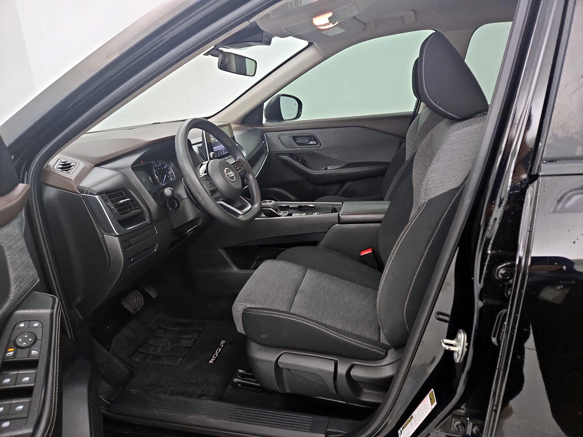 Thumbnail: 2021 Nissan Rogue - 11
