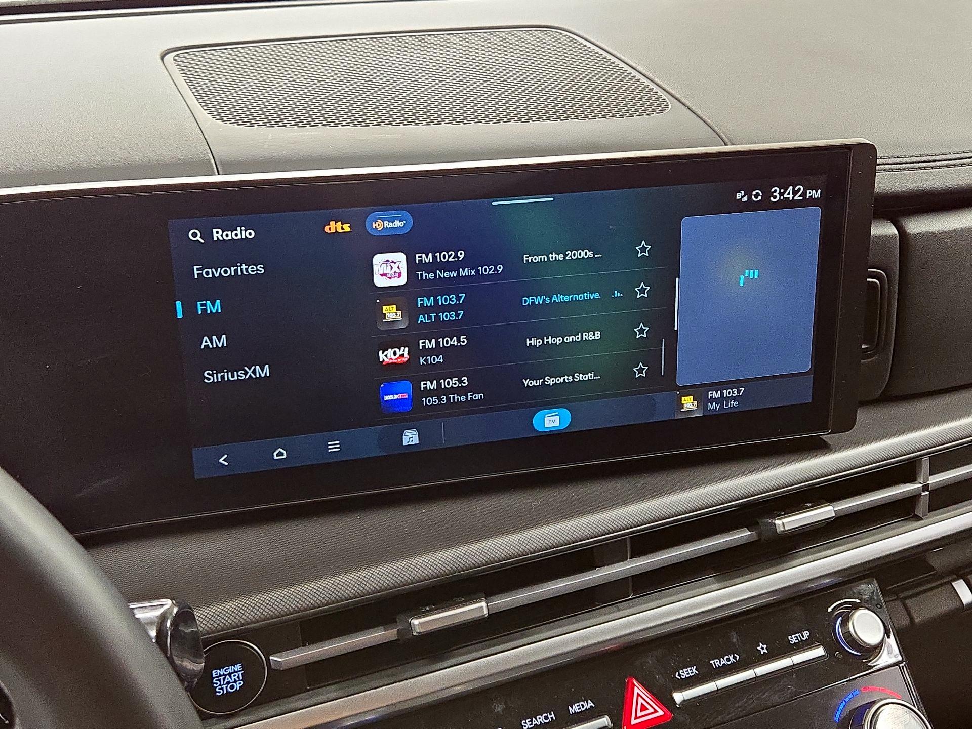 Thumbnail: 2024 Hyundai Santa Fe - 16