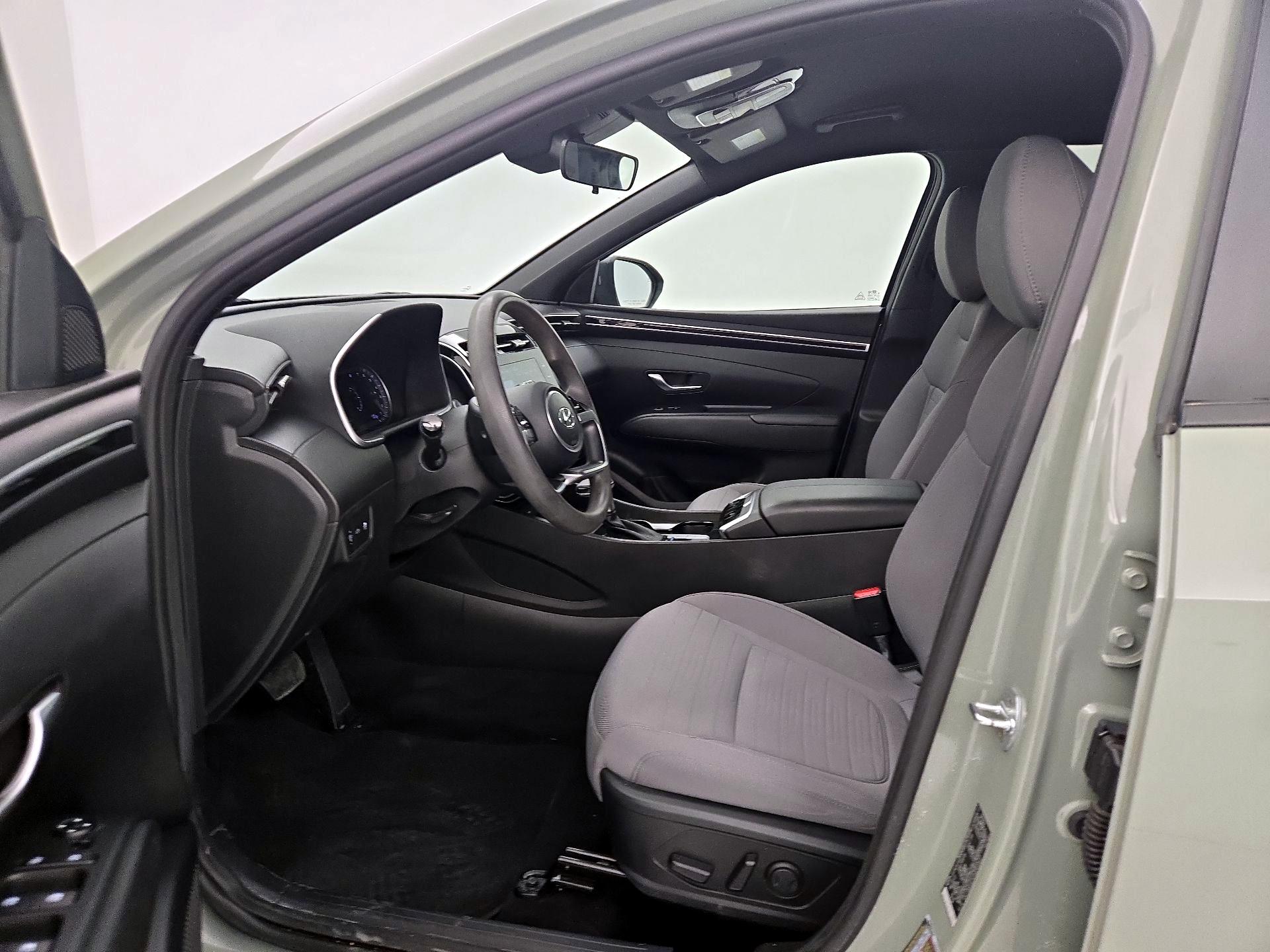 Thumbnail: 2023 Hyundai Santa Cruz - 11