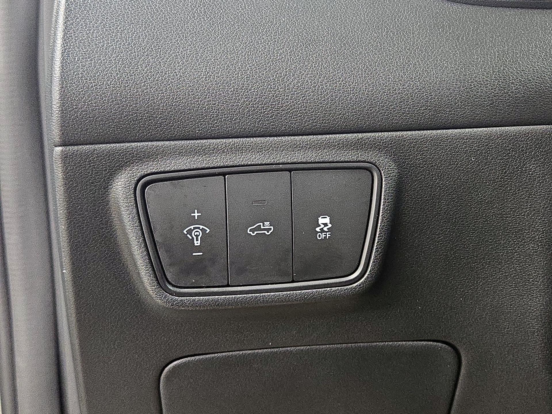 Thumbnail: 2023 Hyundai Santa Cruz - 13