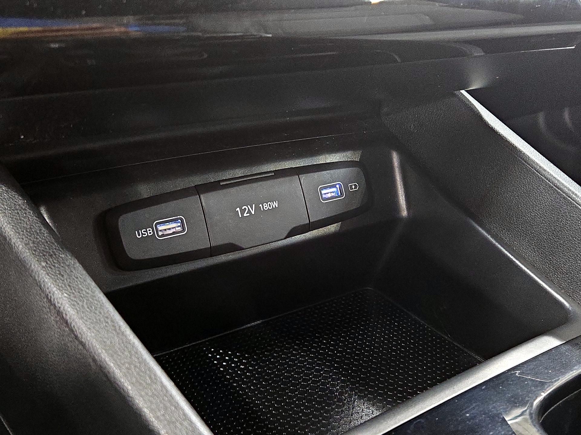 Thumbnail: 2023 Hyundai Santa Cruz - 18