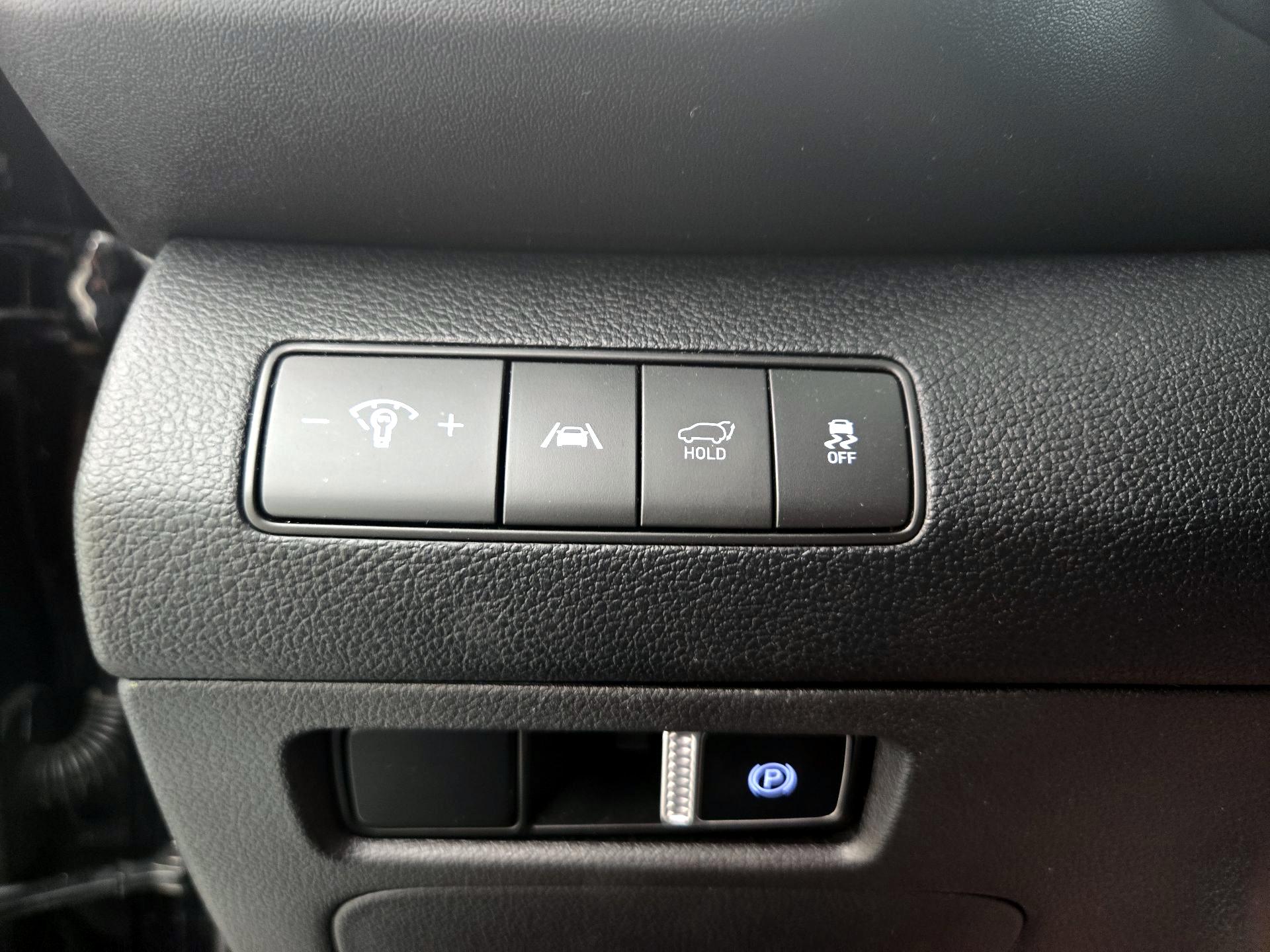 Thumbnail: 2023 Hyundai Santa Fe - 13