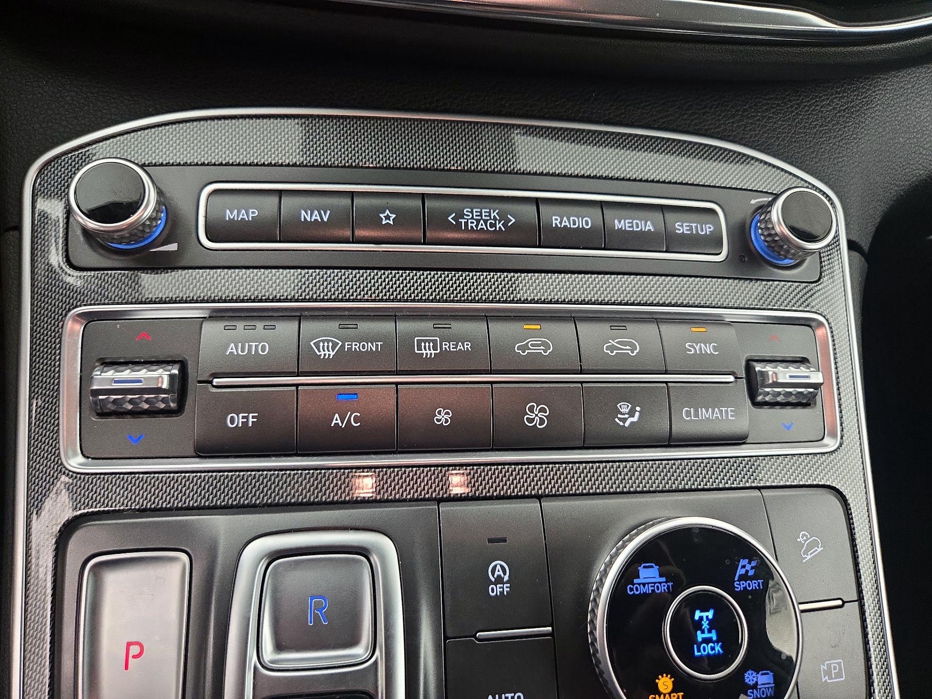 Thumbnail: 2023 Hyundai Santa Fe - 17