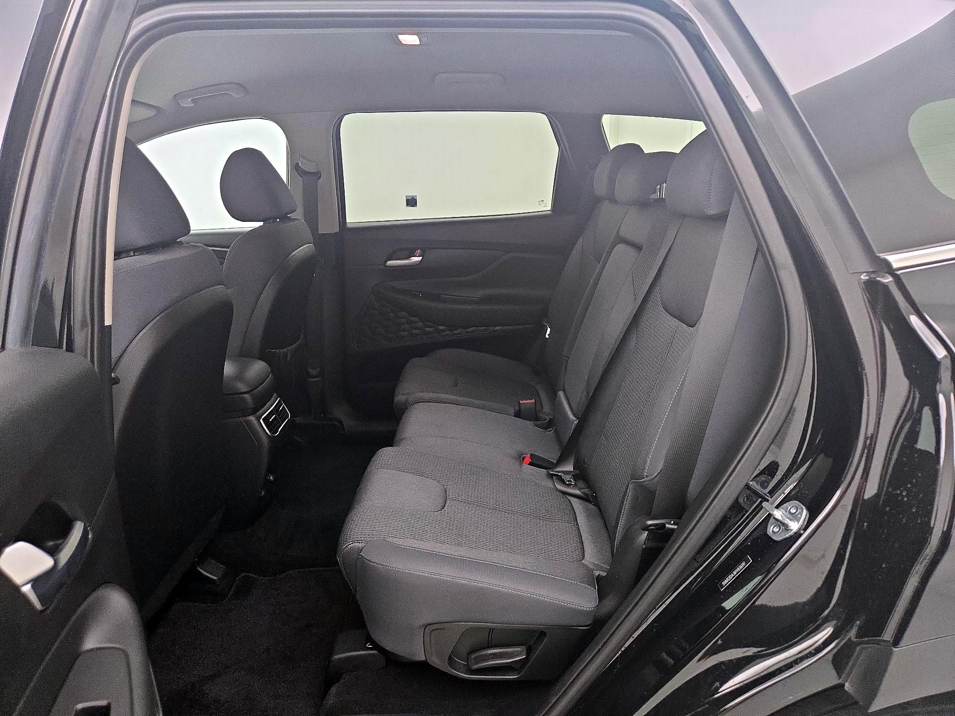 Thumbnail: 2023 Hyundai Santa Fe - 20