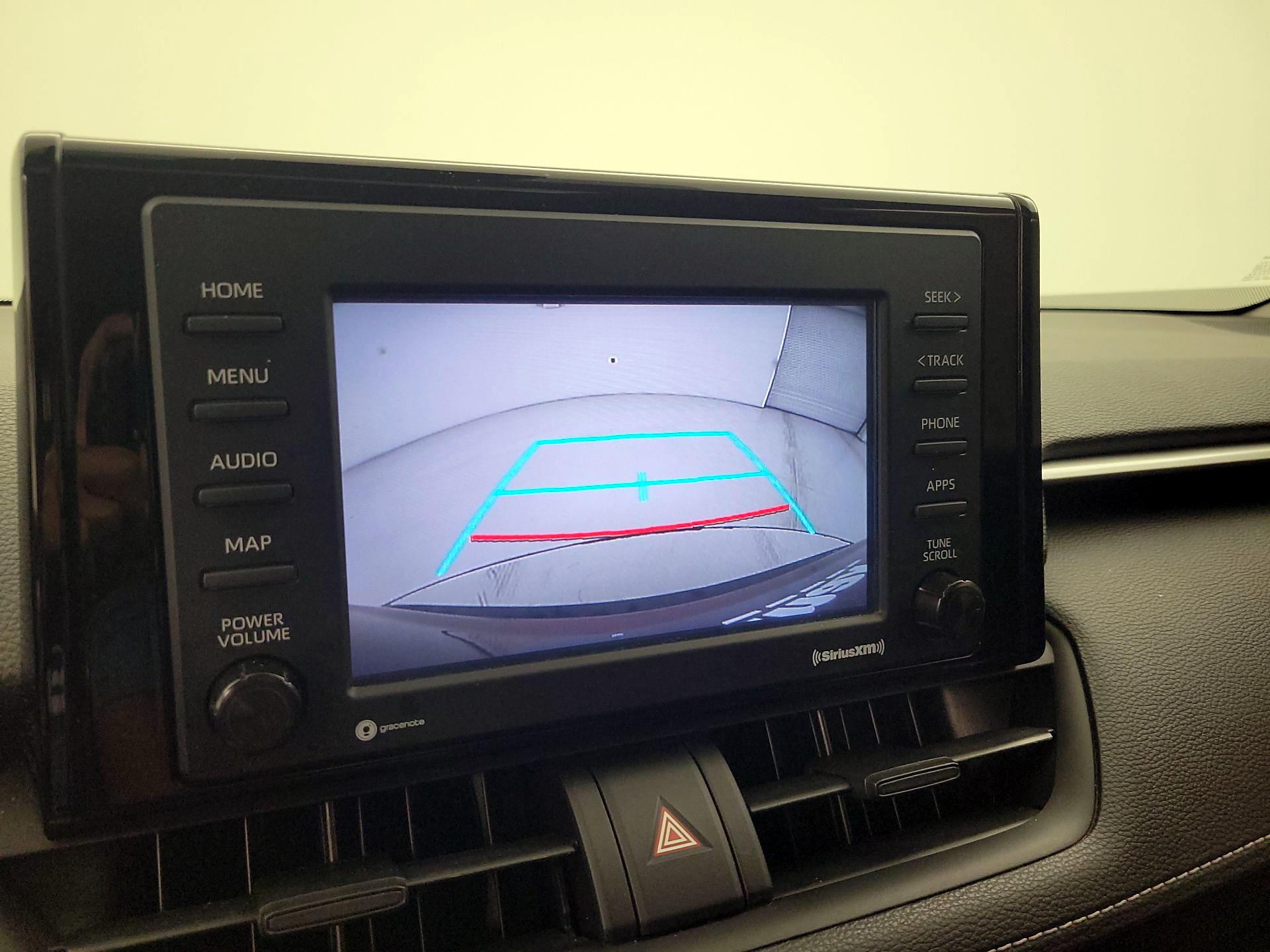 Thumbnail: 2020 Toyota RAV4 - 14