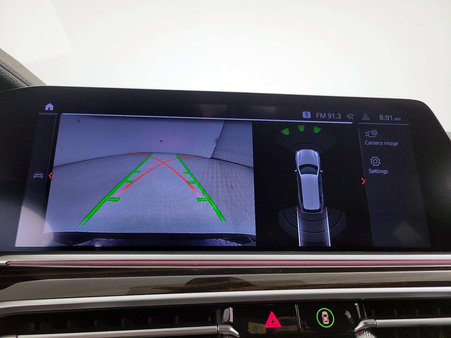 Thumbnail: 2021 BMW X7 - 14