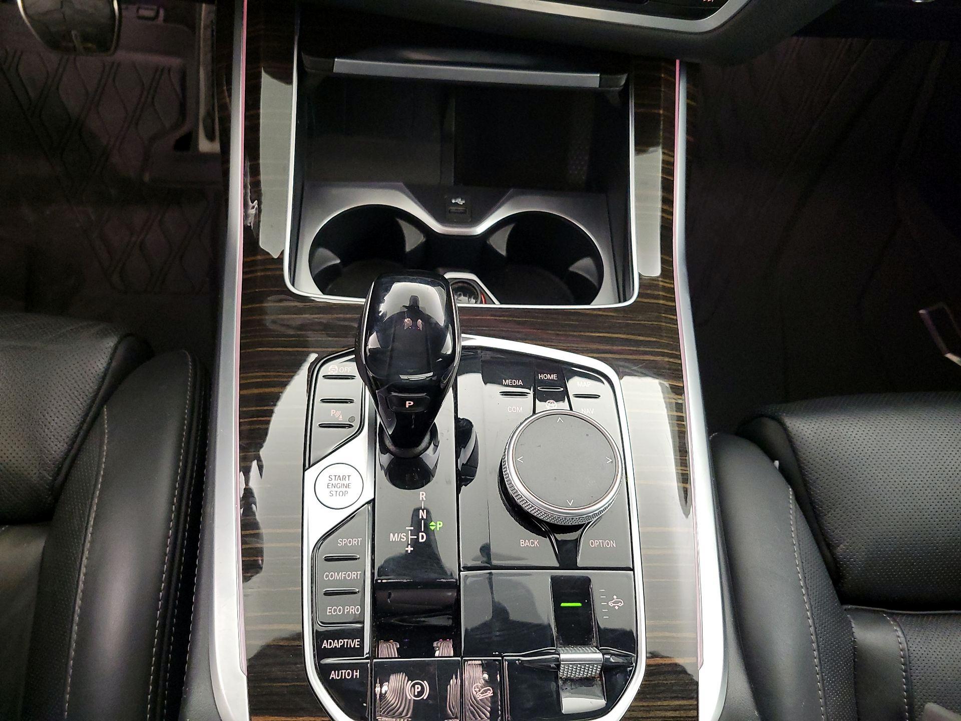 Thumbnail: 2021 BMW X7 - 17