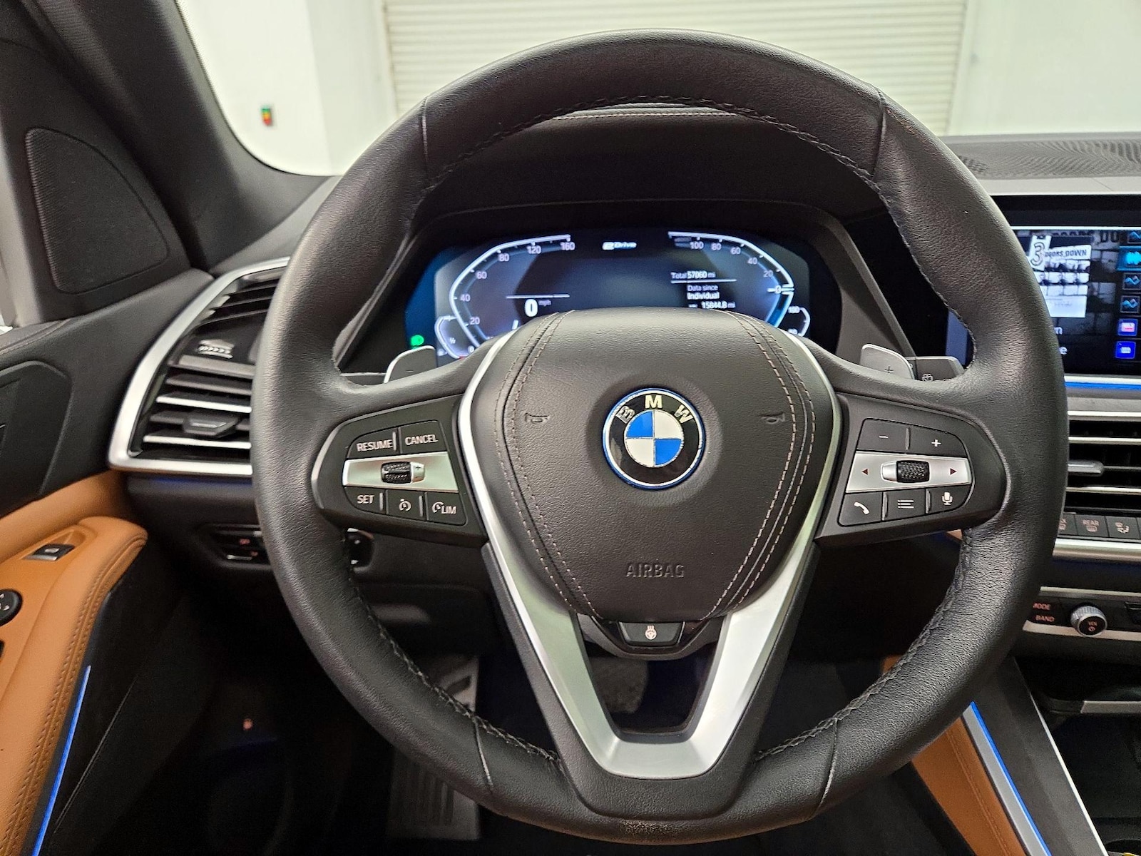 2023 BMW X5 45e - Photo 11