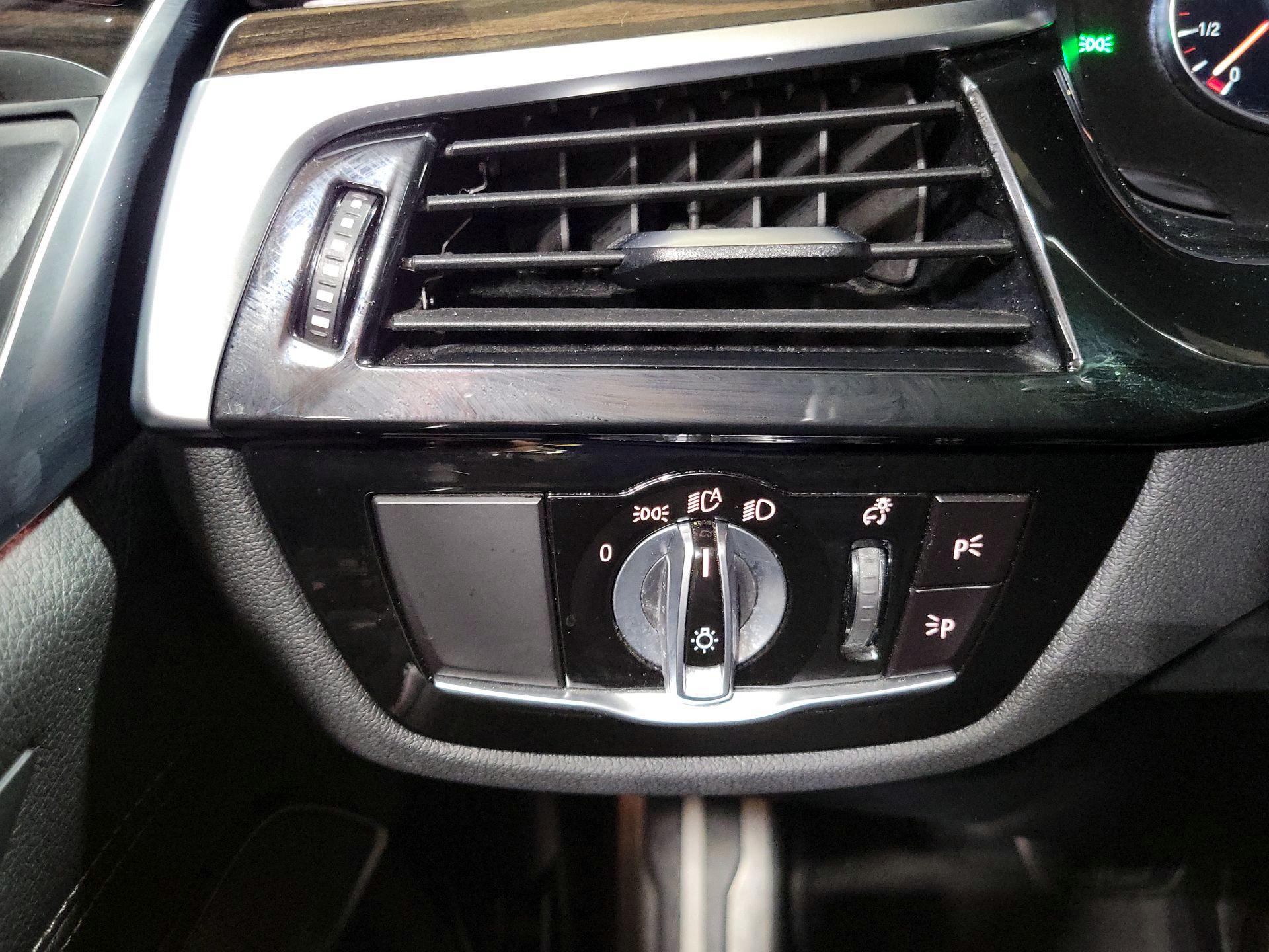 Thumbnail: 2021 BMW X1 - 13