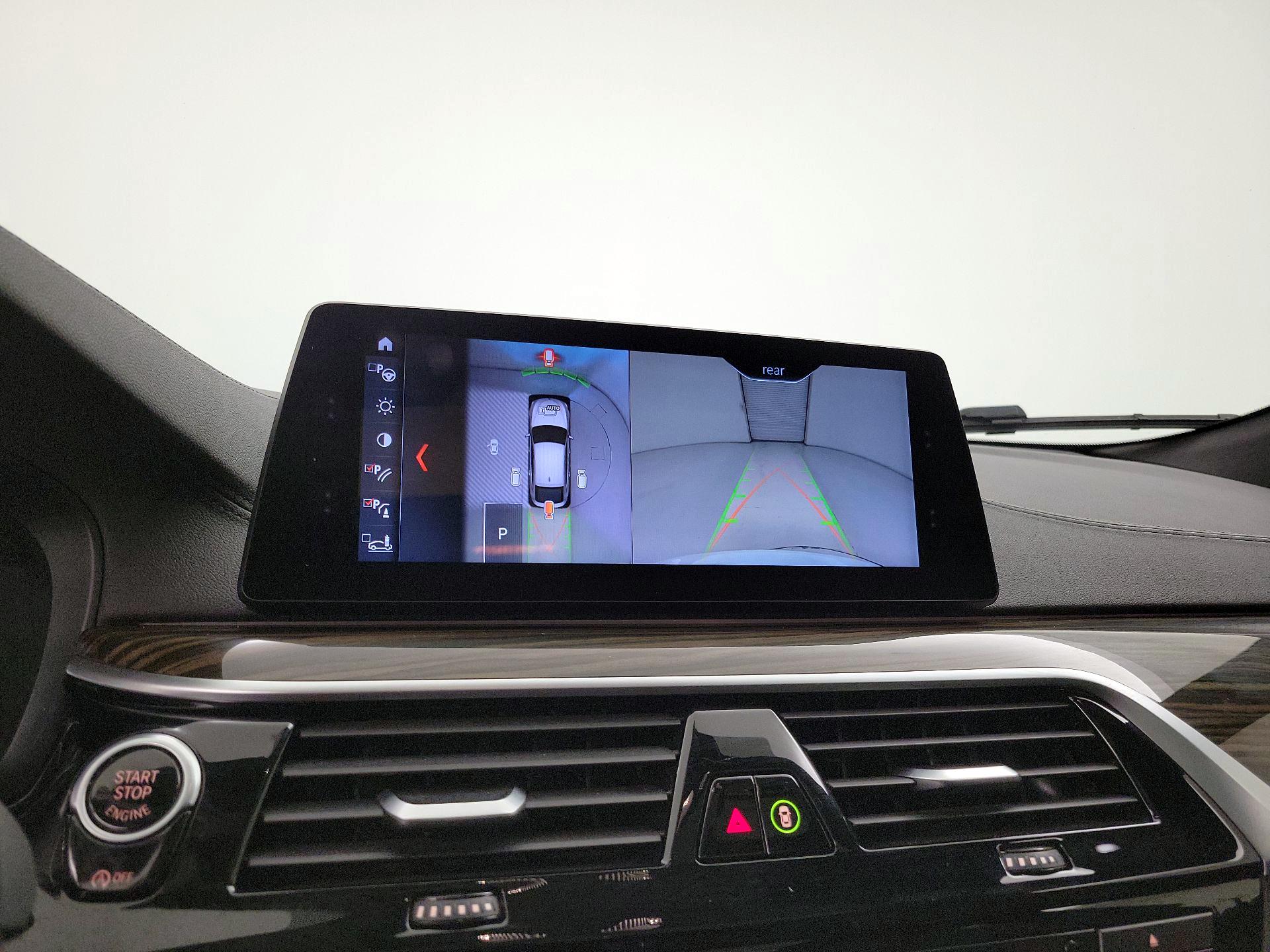 Thumbnail: 2021 BMW X1 - 14