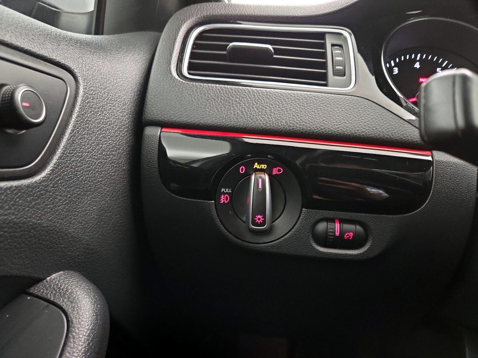 2016 Volkswagen Jetta GLI SE - Photo 14