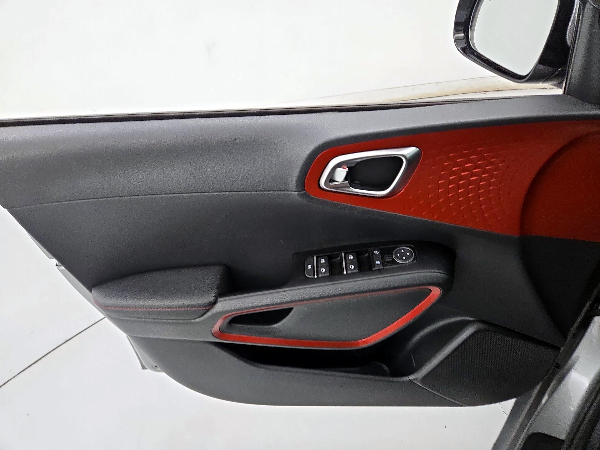 Thumbnail: 2023 Kia Soul - 12