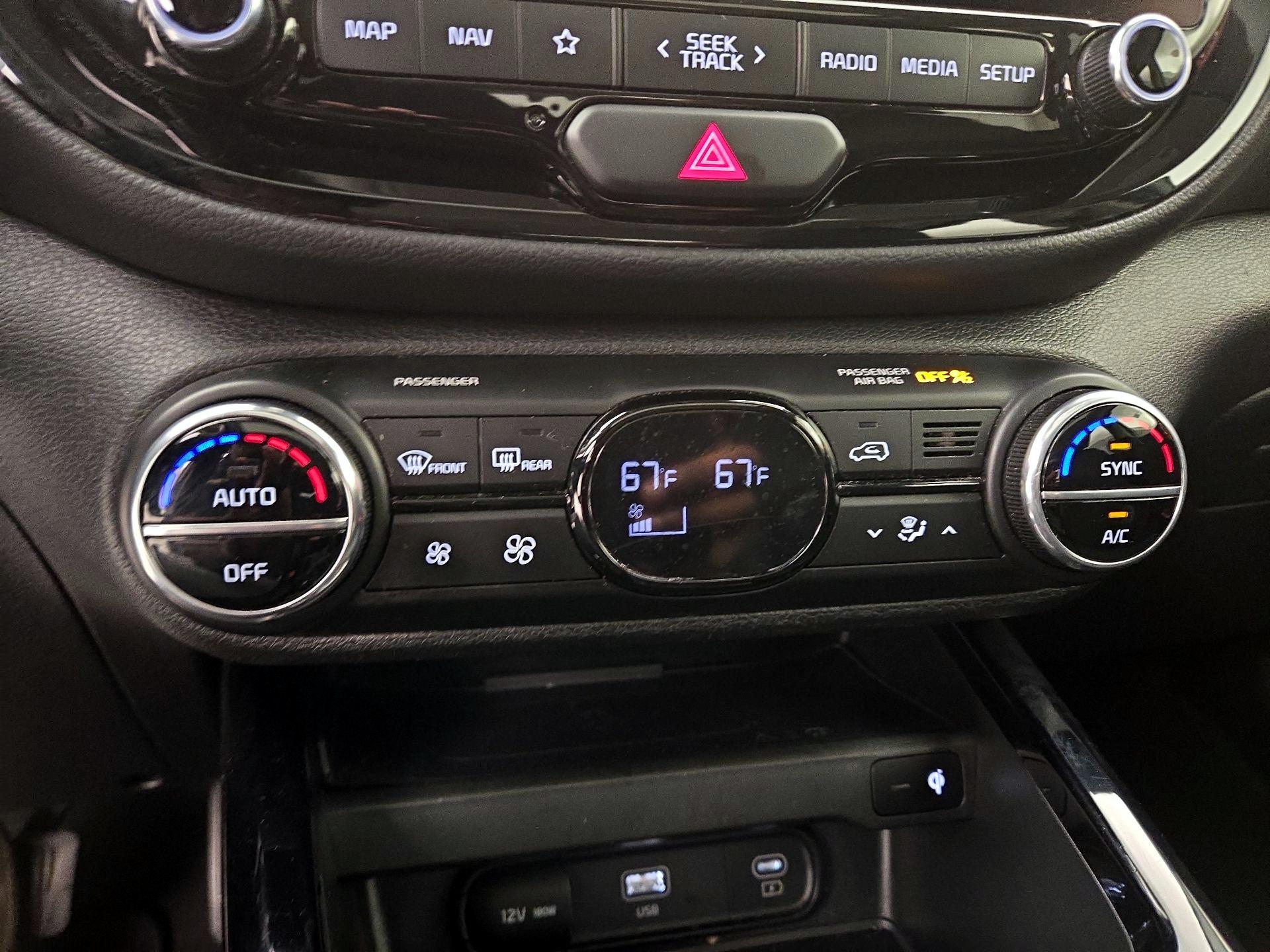 Thumbnail: 2023 Kia Soul - 17