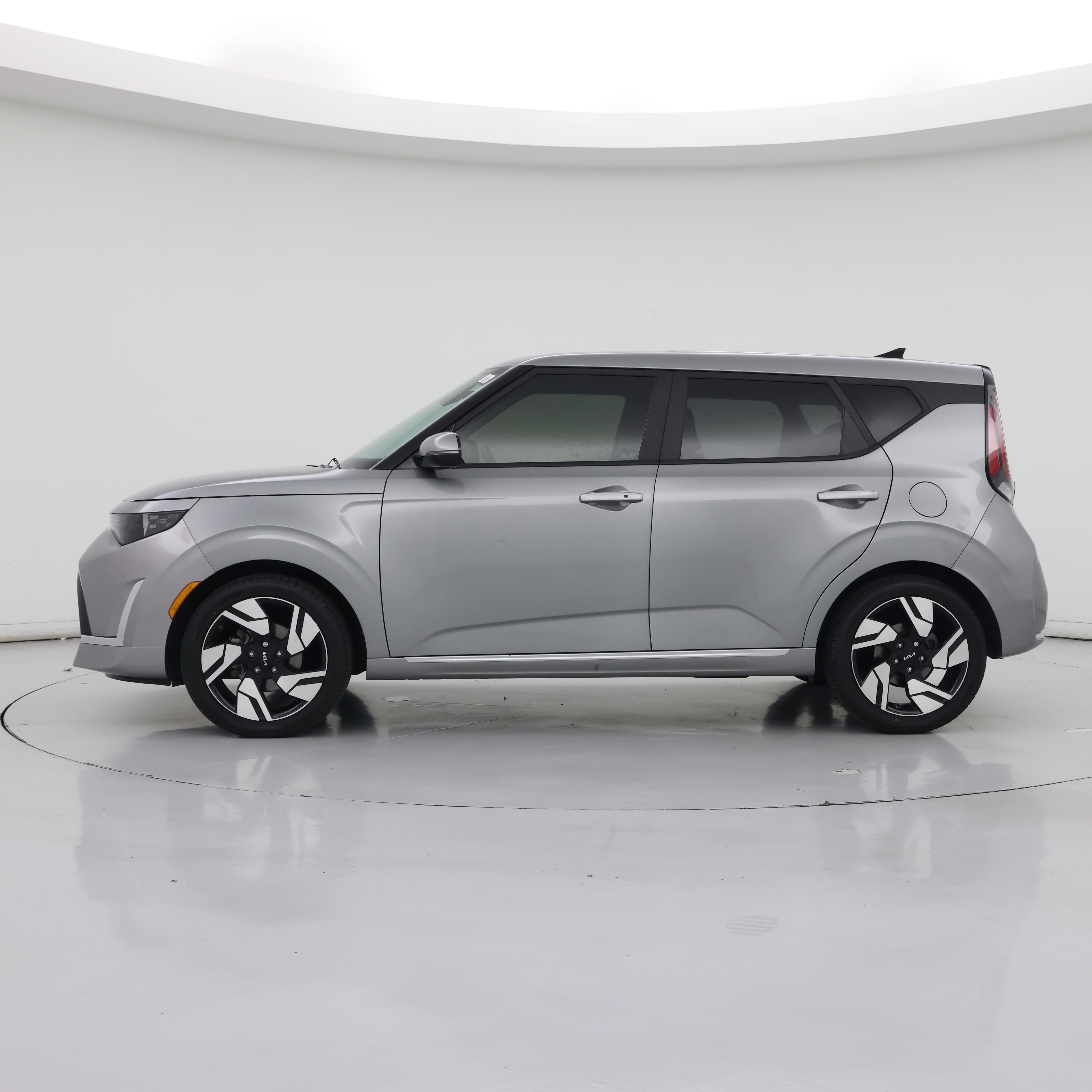 Thumbnail: 2023 Kia Soul - 3