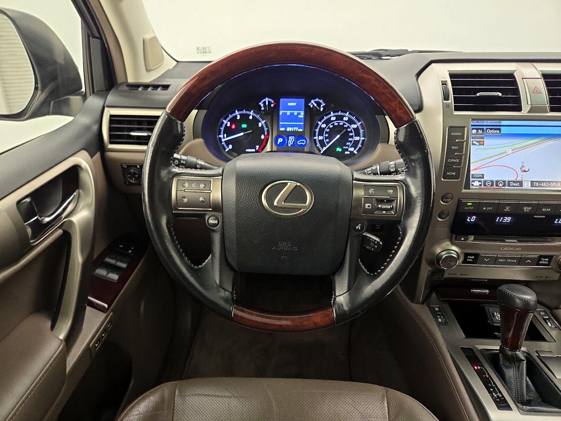Thumbnail: 2018 Lexus GX - 10