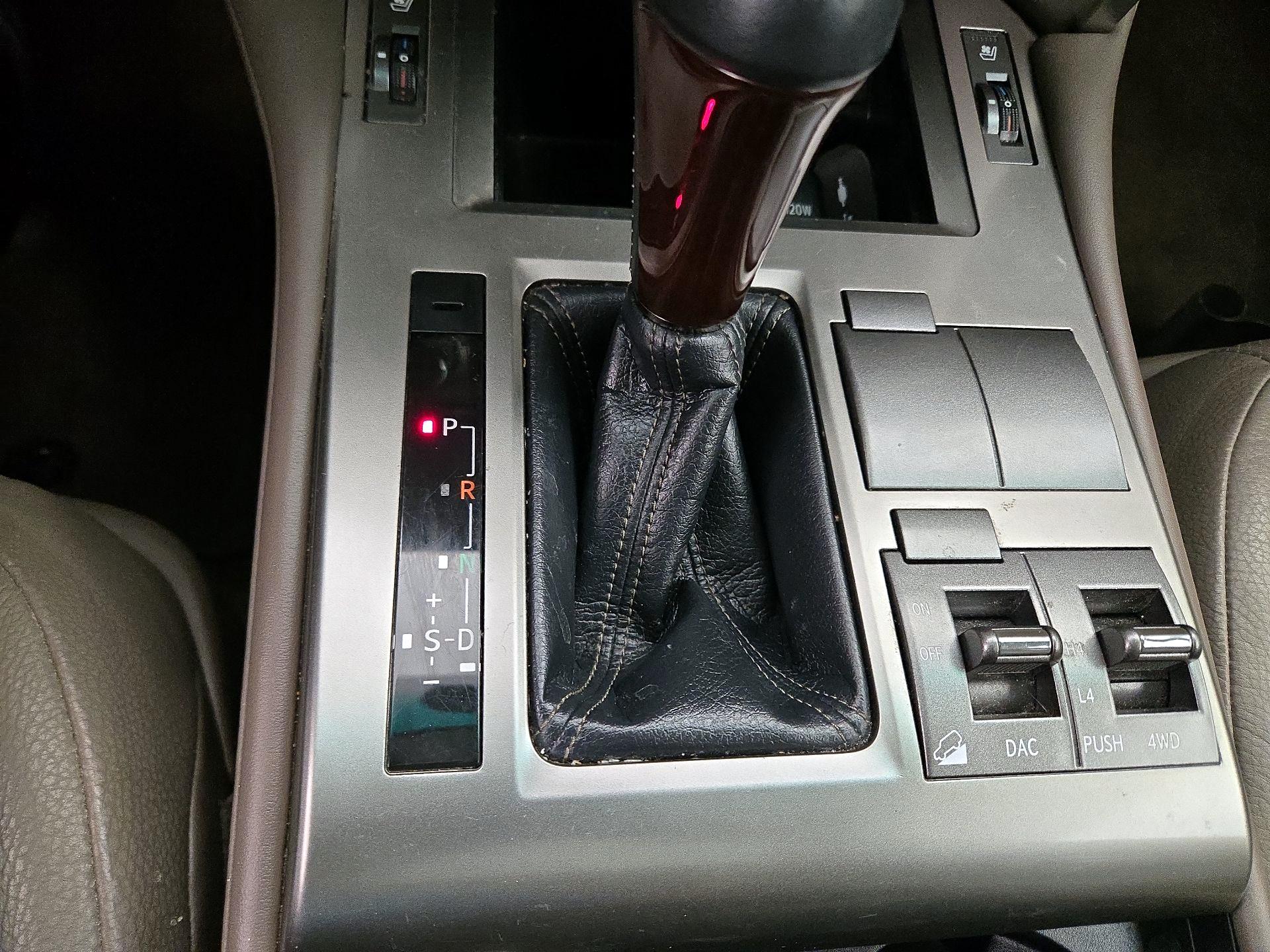 Thumbnail: 2018 Lexus GX - 18