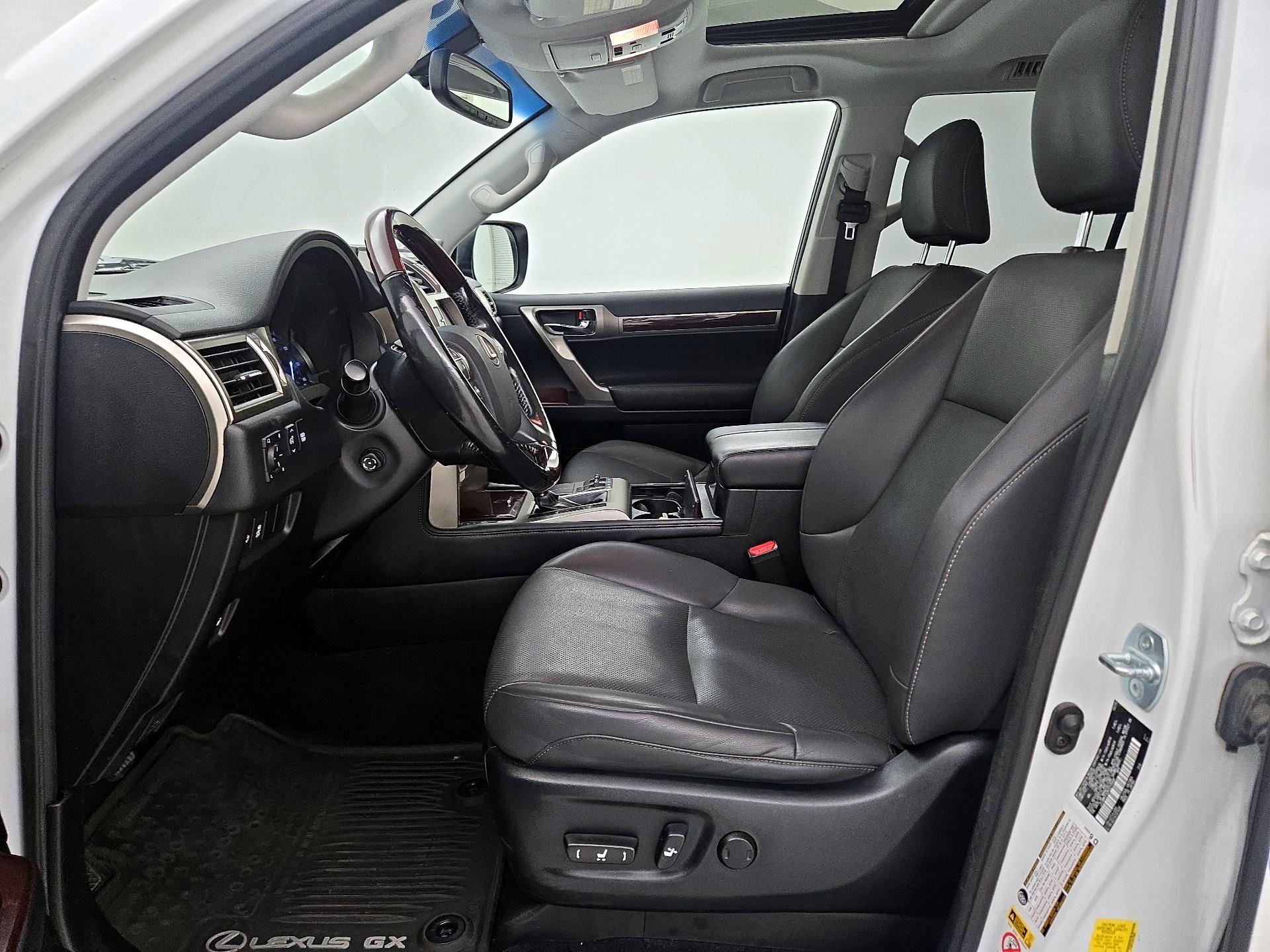 Thumbnail: 2019 Lexus GX - 11