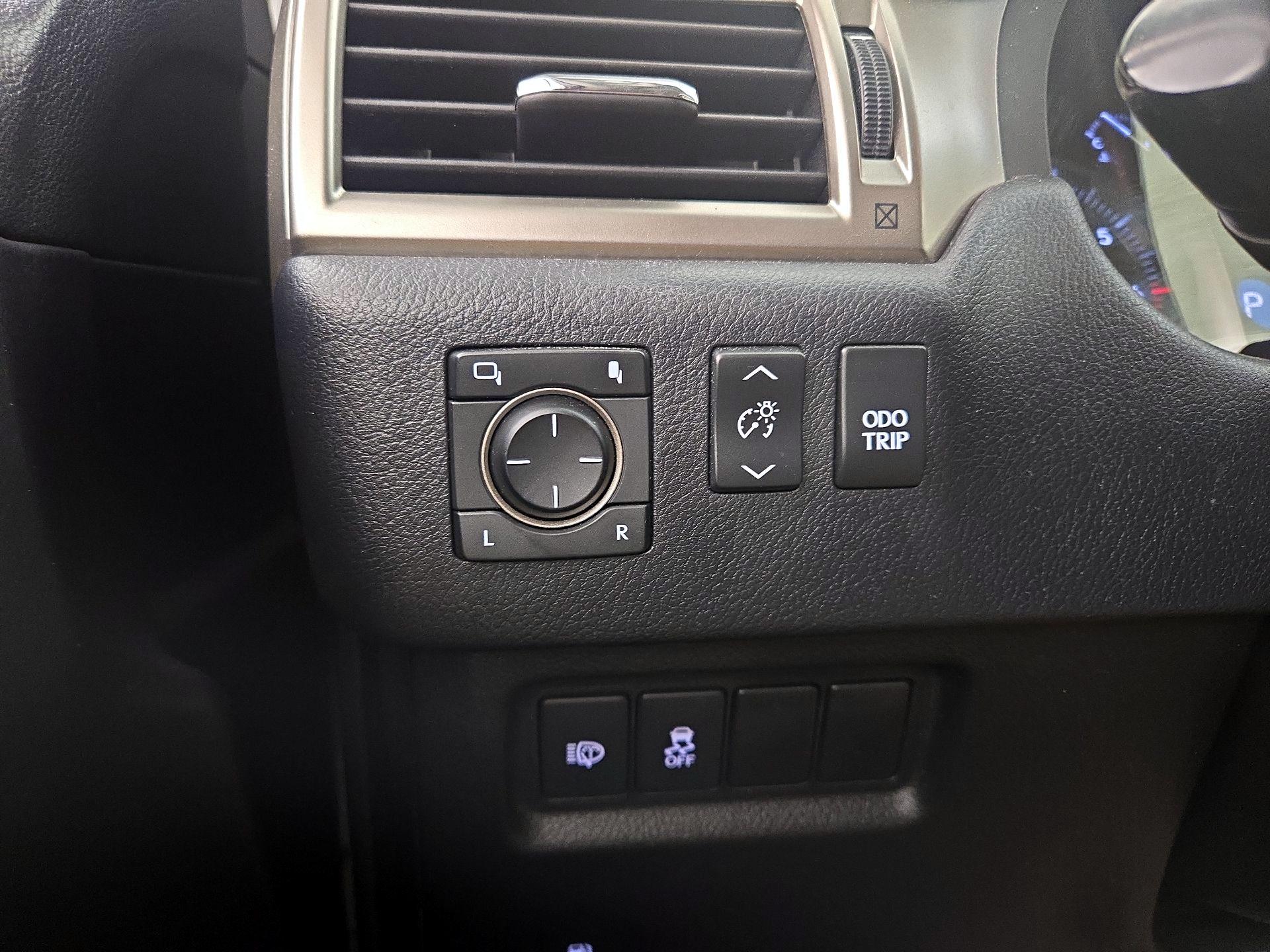 Thumbnail: 2019 Lexus GX - 13