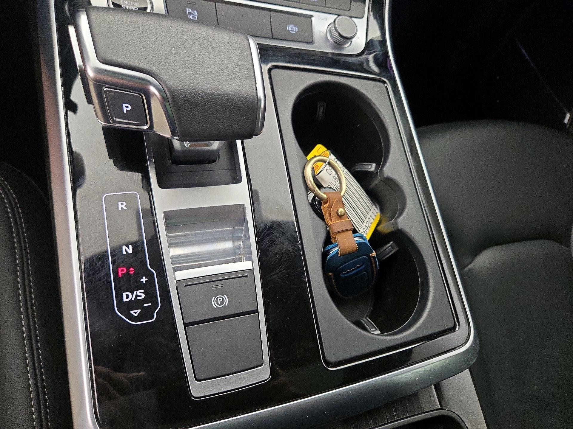 Thumbnail: 2025 Audi Q7 - 18