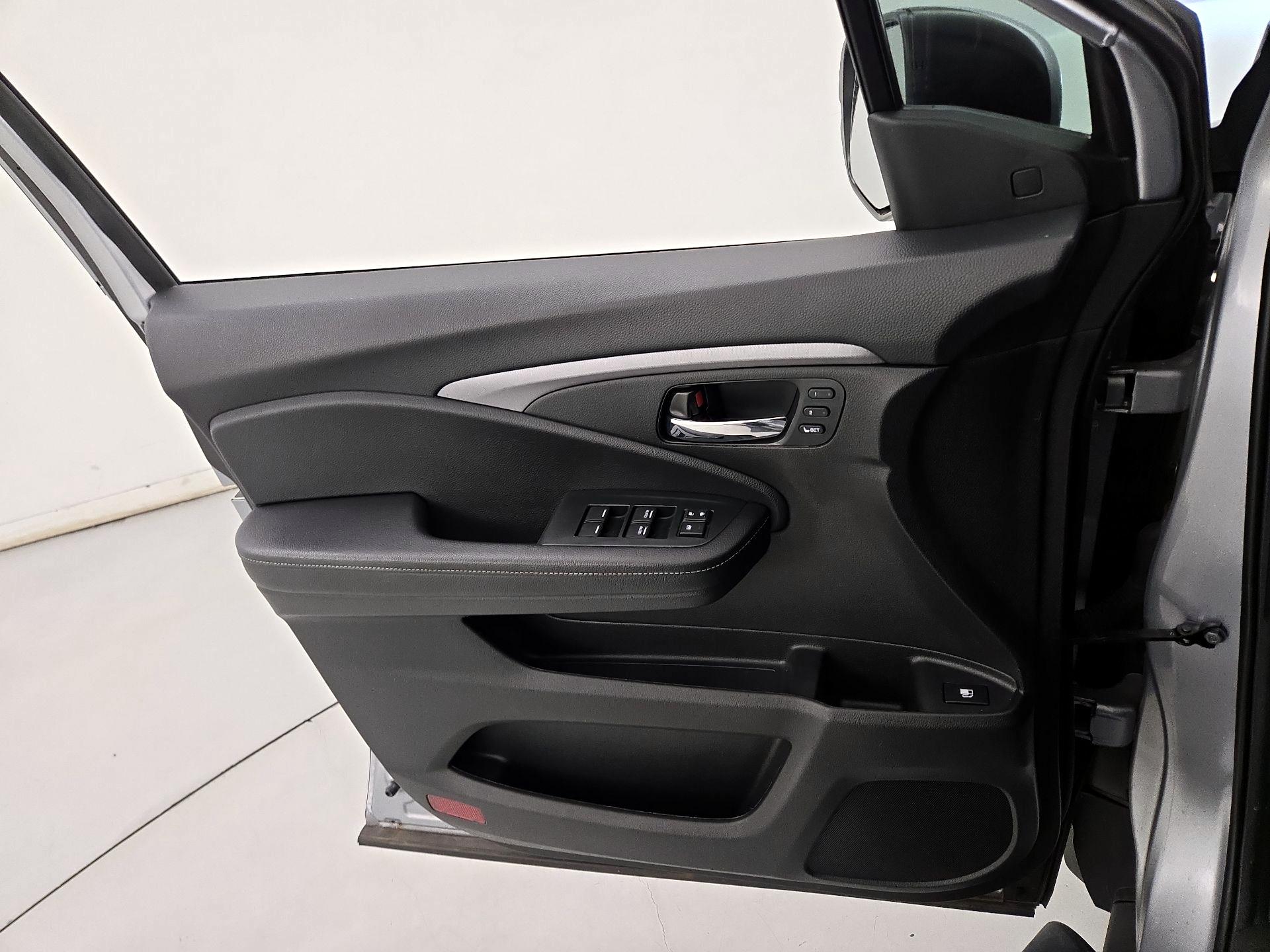 Thumbnail: 2023 Honda Ridgeline - 12