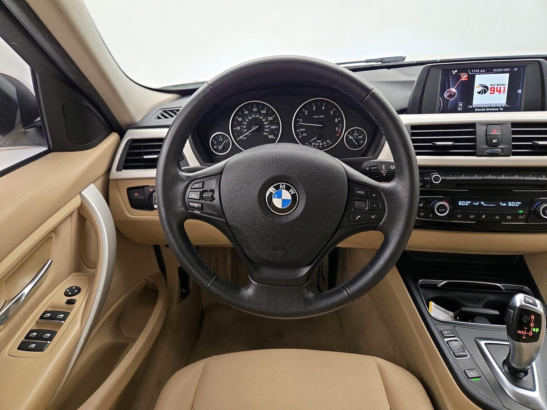 Thumbnail: 2016 BMW 3 Series - 10